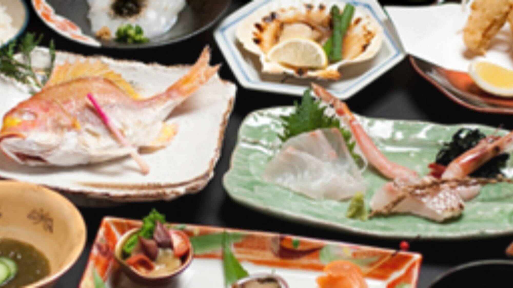 ・ [用餐示例]我們將為您提供使用大量時令食材的懷石料理。