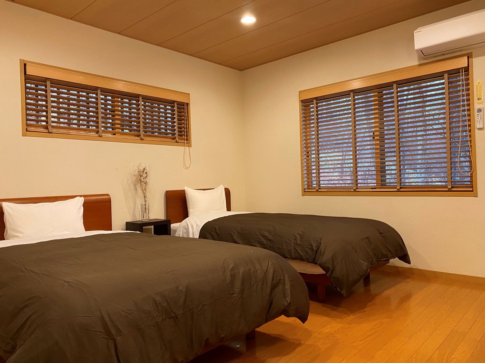 Honors Hill 25 Bedroom (Semi-double & Single)