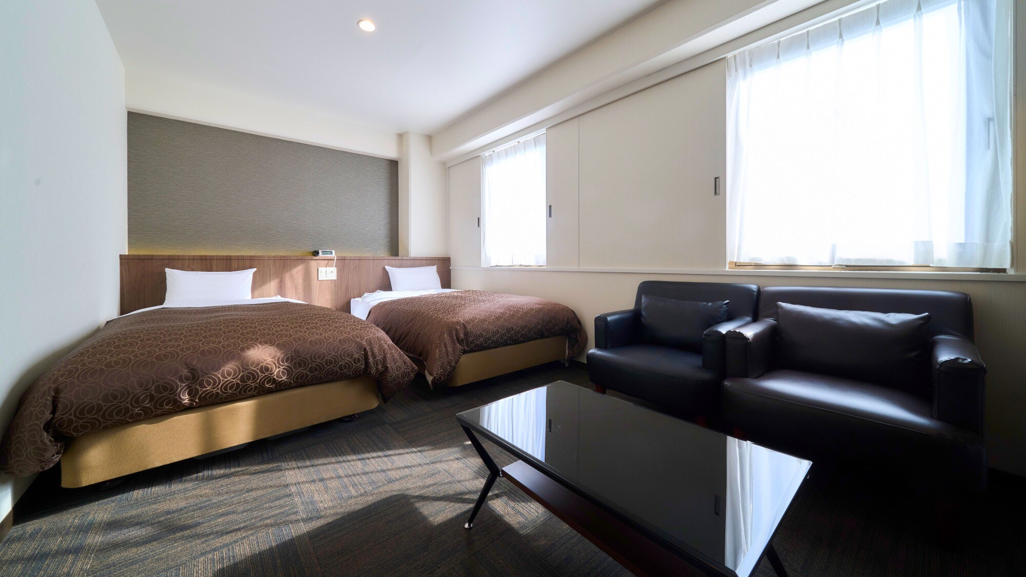 ・[Phòng đôi tiêu chuẩn] Được trang bị ghế sofa và bàn
