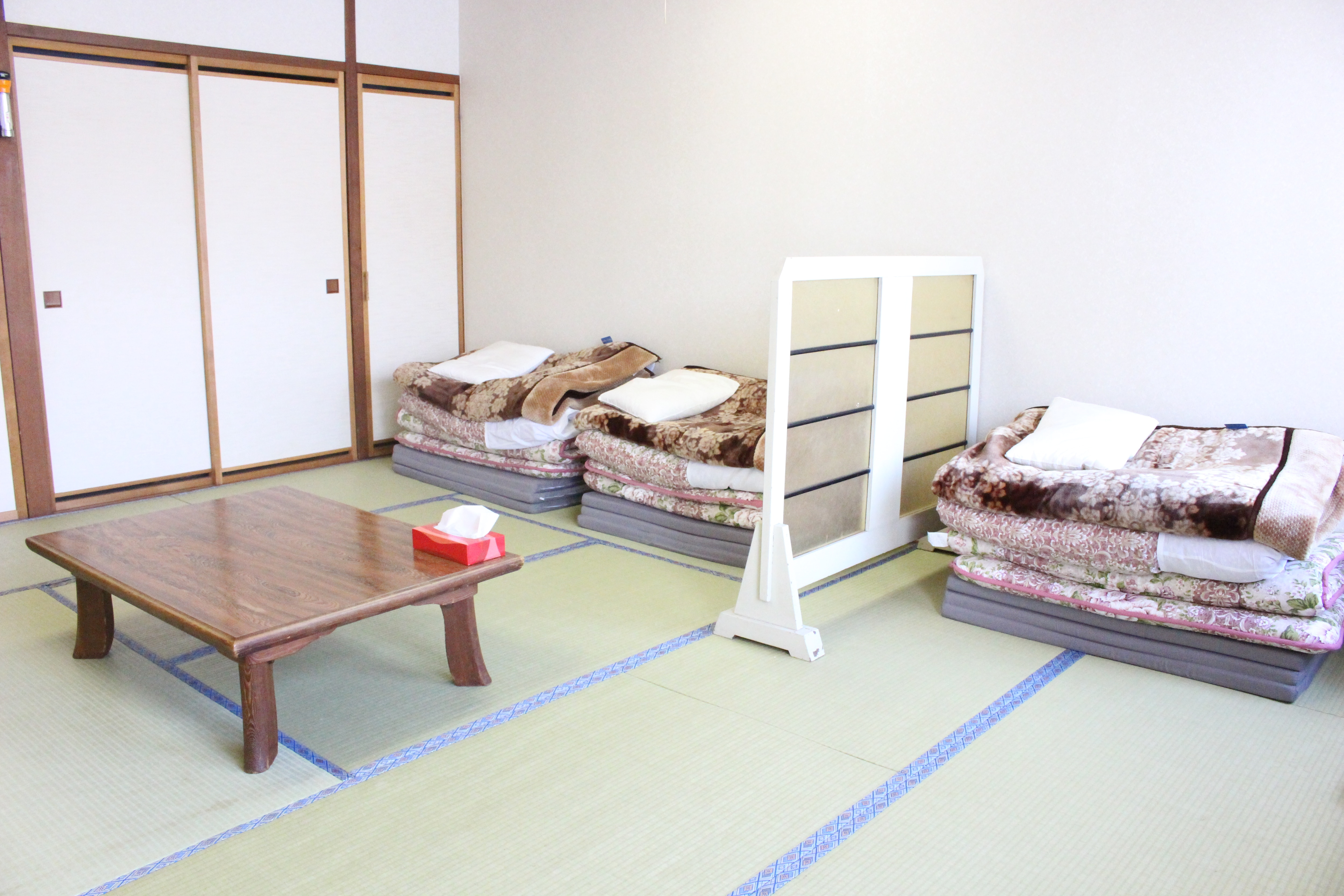 Japanese-style dormitory for men and women