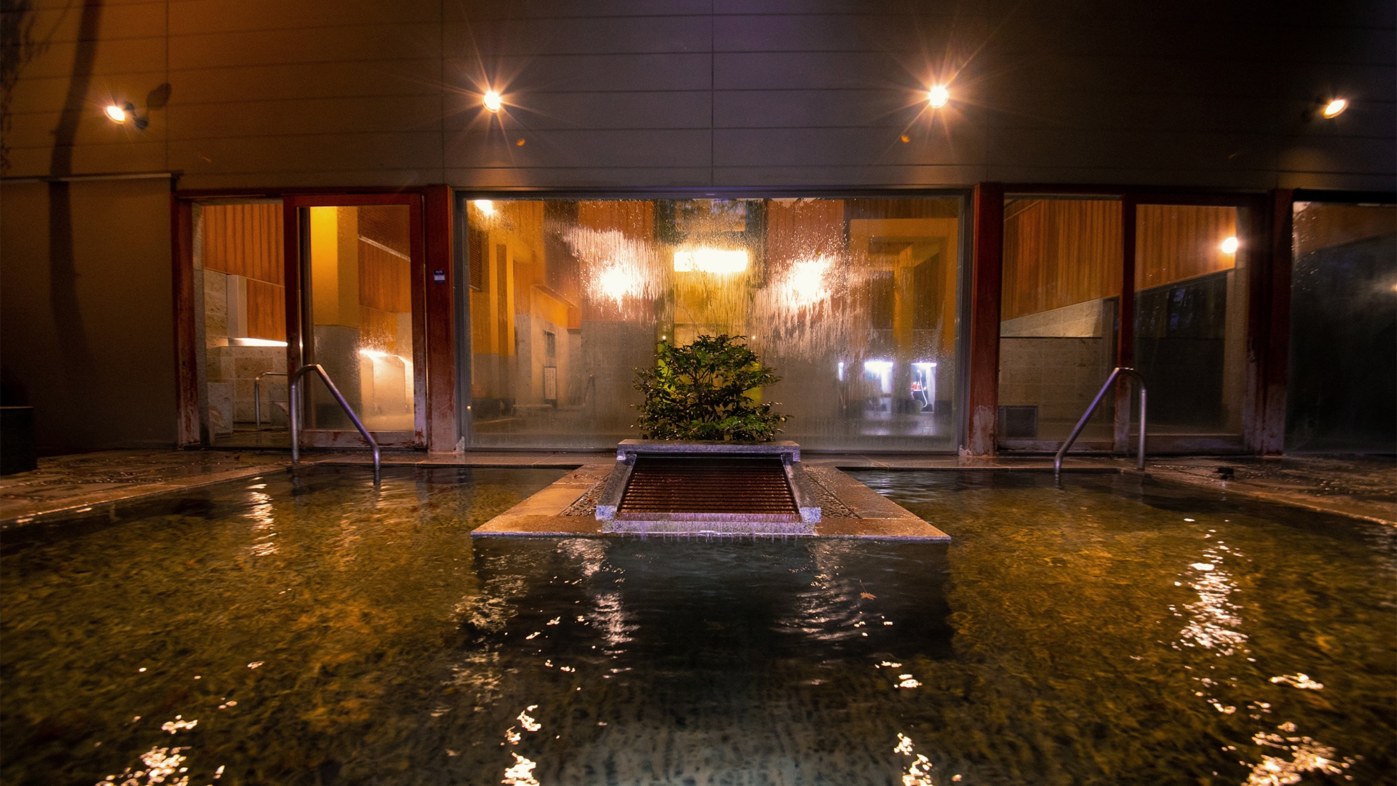 [Pemandian wanita - Topi gunung -] [Pemandian terbuka]