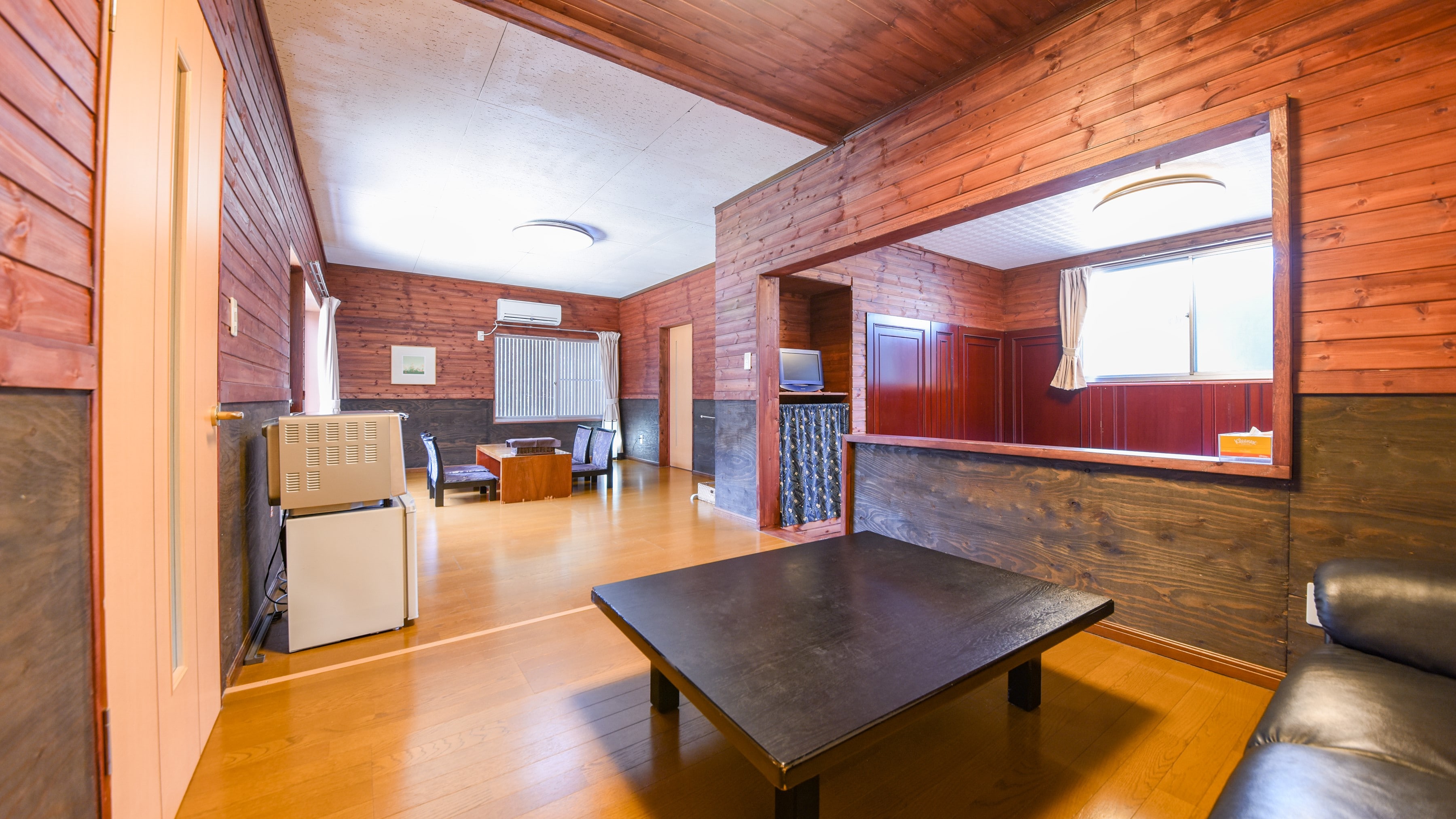 *Cottage with dog run/Cottages equipped with refrigerators, microwaves, etc.
