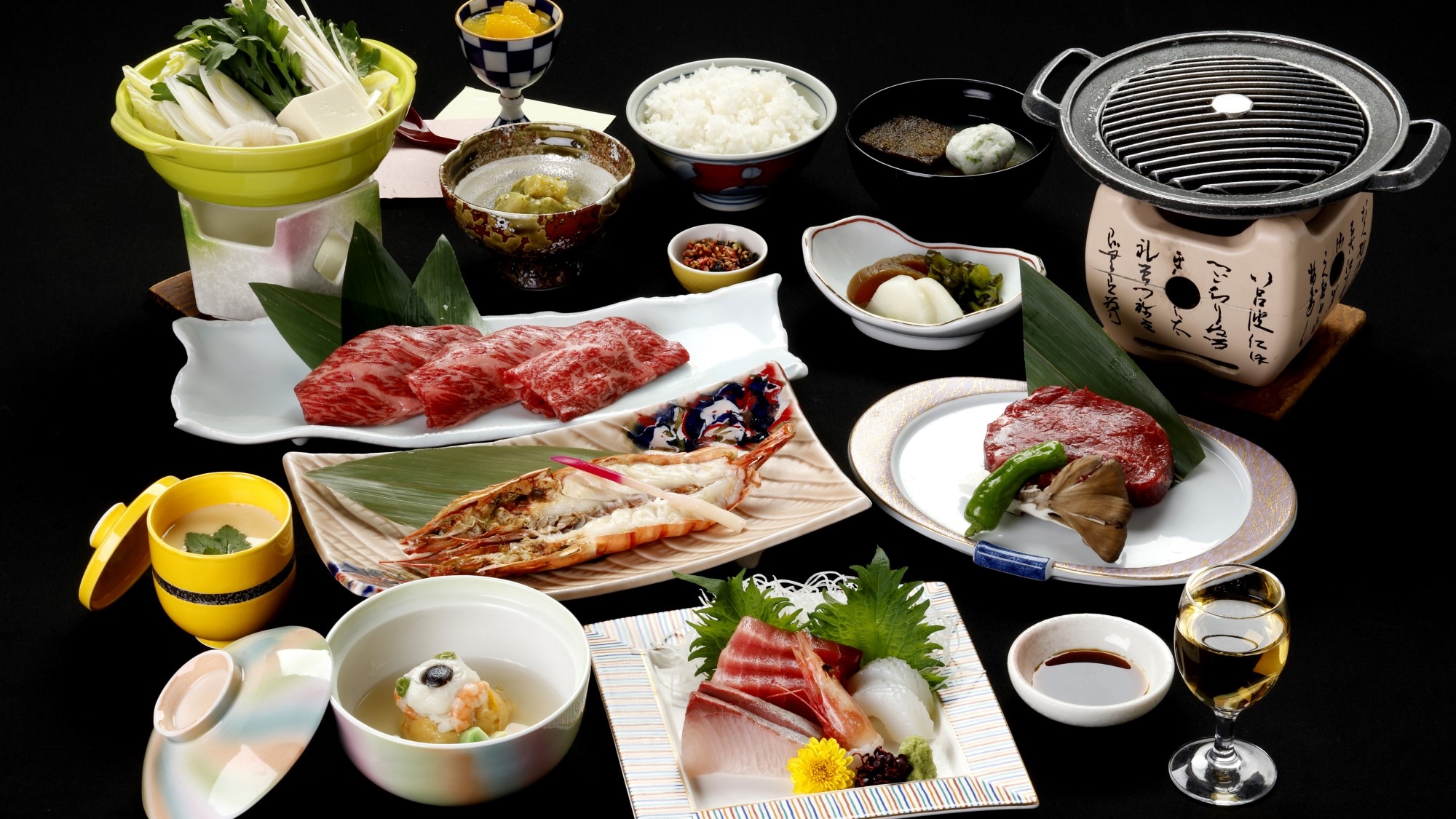 [Hanagoromo] Enjoy the soft texture ♪ The main kaiseki meal is beef tenderloin and Joshu Wagyu beef sukiyaki.
