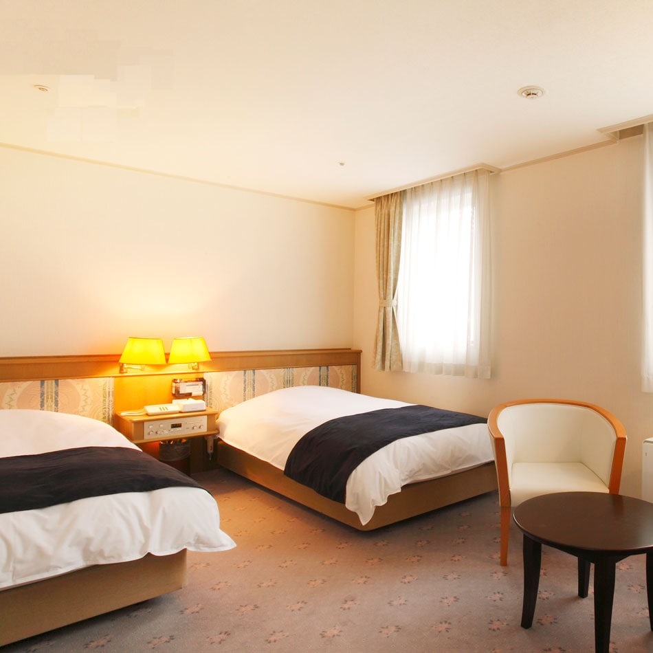 Semi-suite