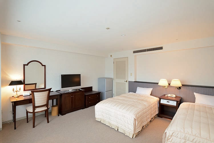 Western-style Superior Twin Room