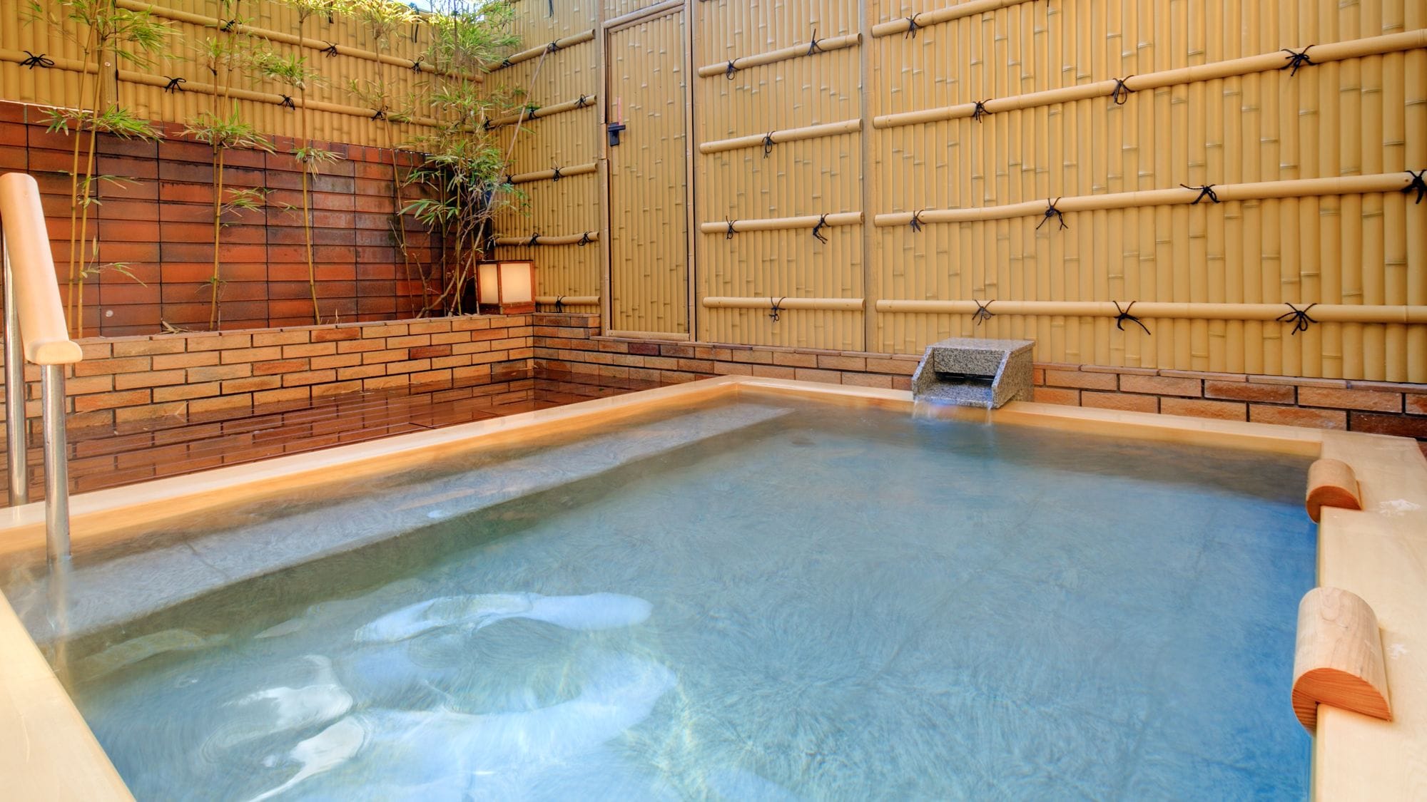Open-air bath *Renovated in December 2016
