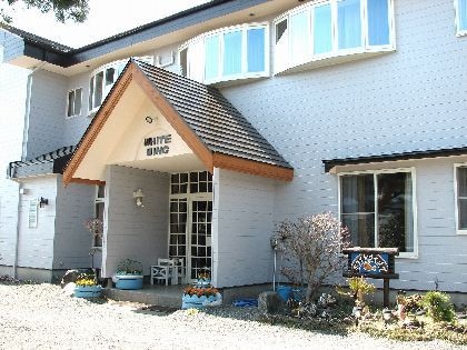 It is located in a superb location where you can enjoy Mount Fuji and Lake Yamanaka right in front of you.
