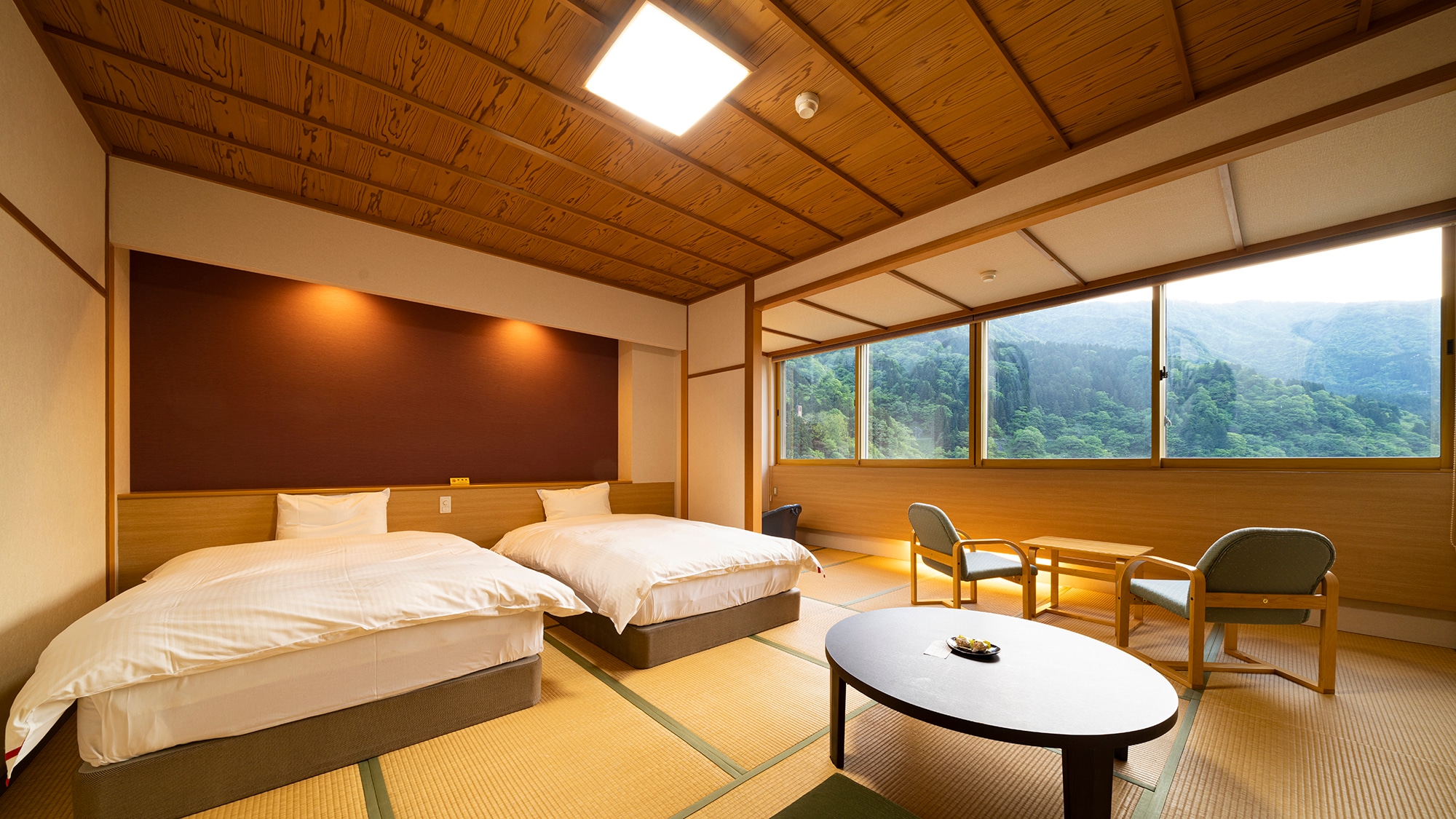 ■Kamar tidur Jepang■Kami memiliki ``tempat tidur Simmons'' yang mengundang tidur nyaman dengan relaksasi Jepang.
