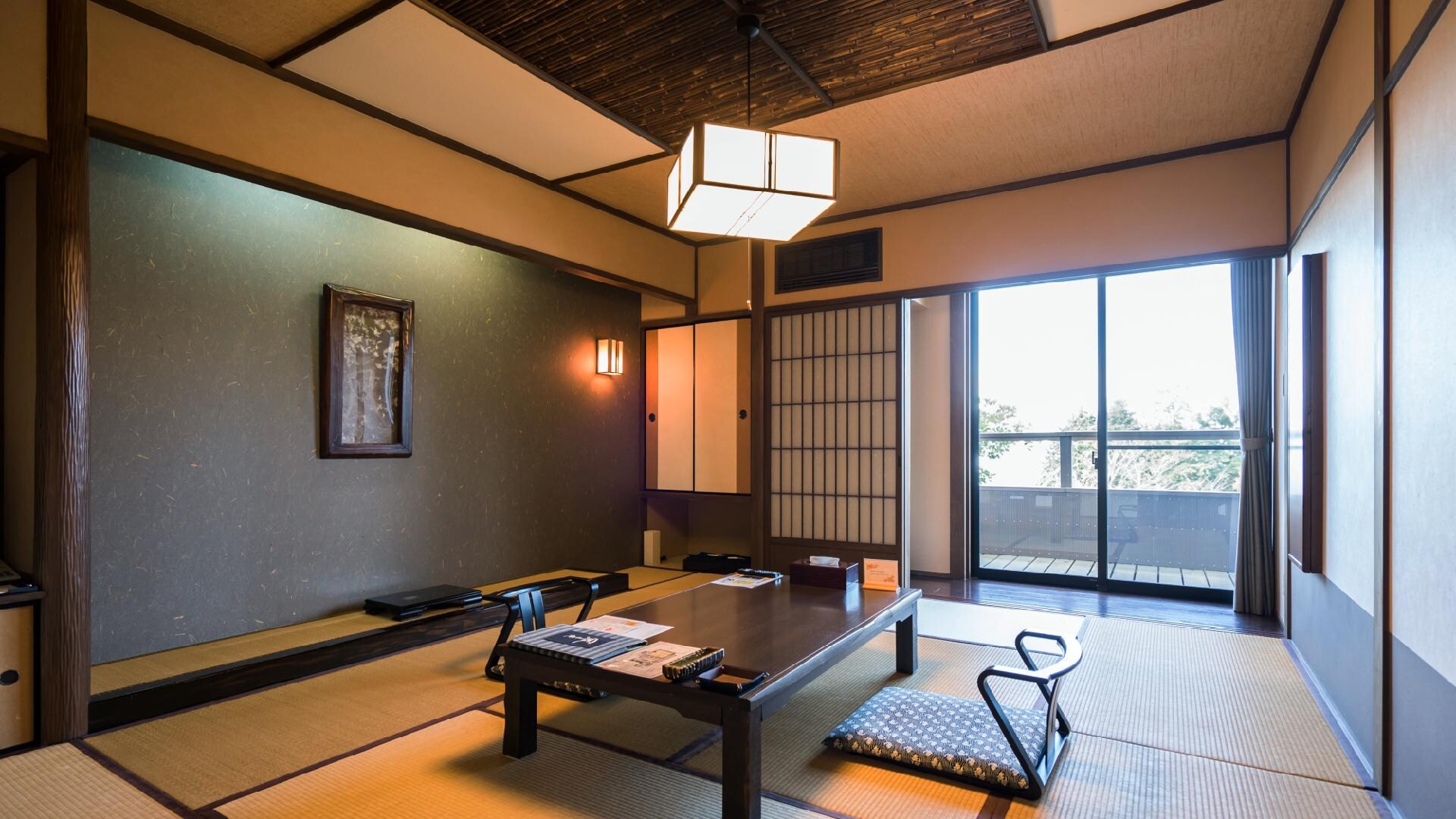 Japanese-style room 10 tatami mats + 2 bed bedroom (with DVD home theater)