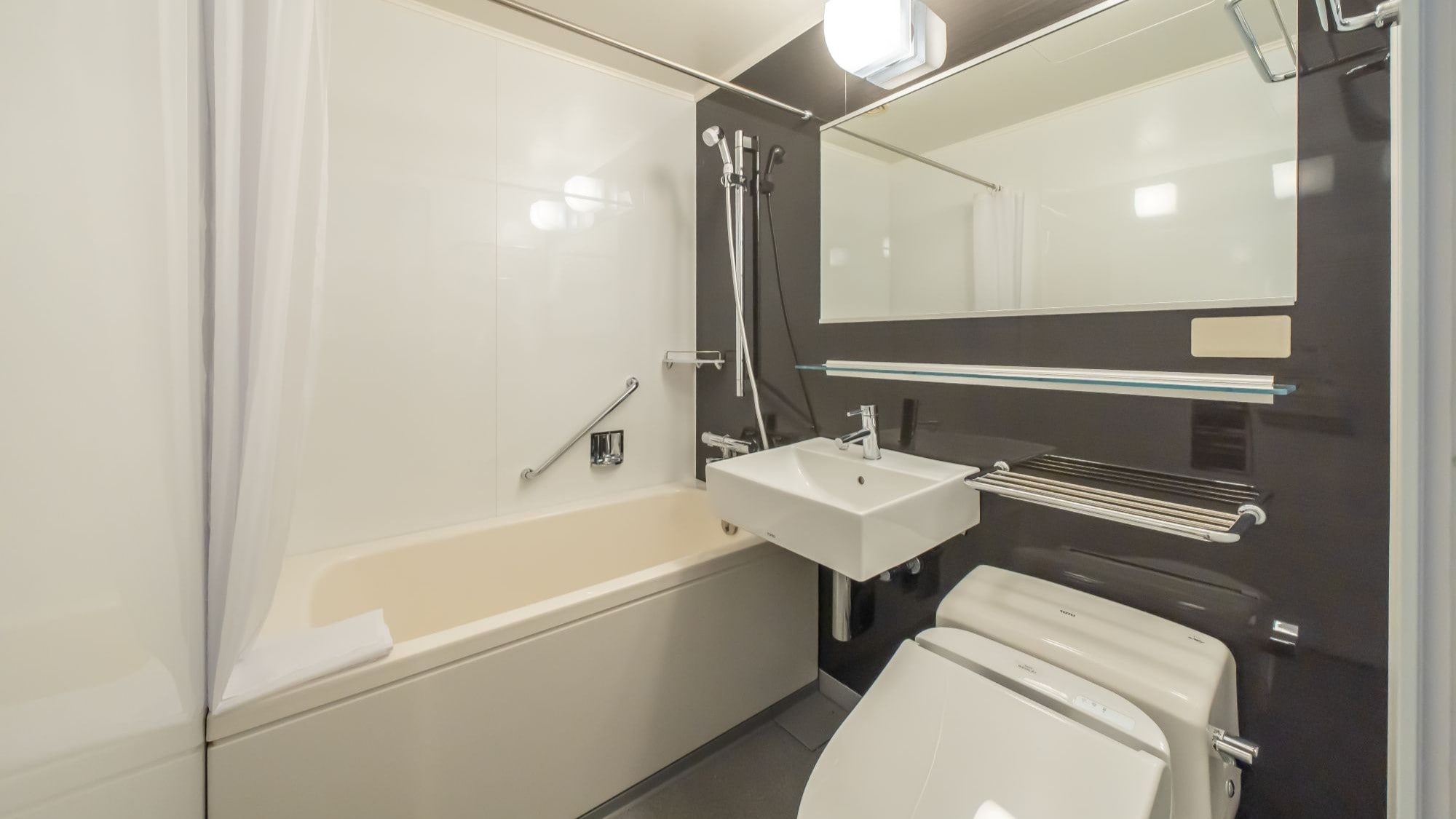 Kamar Twin Standar (Bebas Rokok) / Kamar Double King (Bebas Rokok) / Kamar Mandi