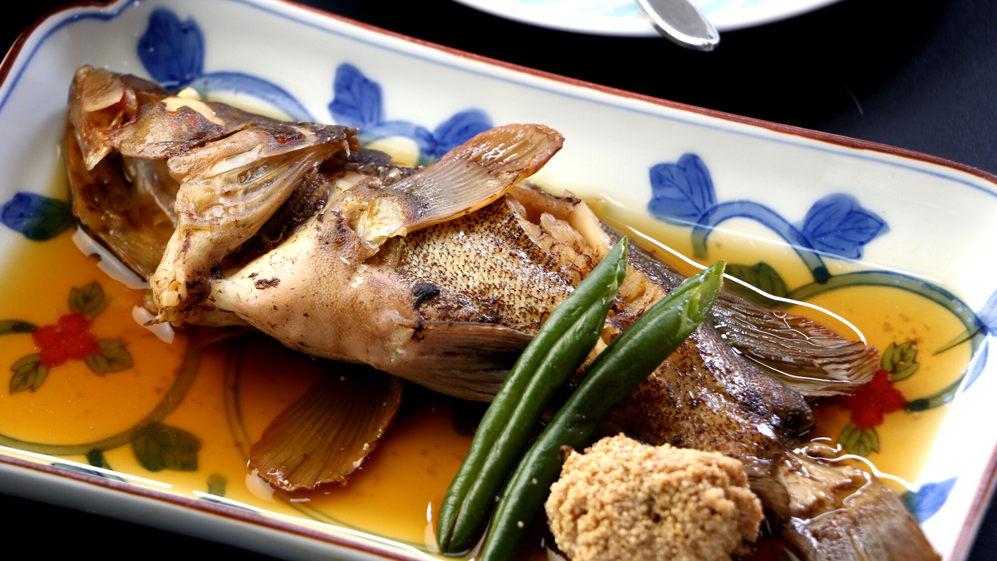 [Nissei Kaiseki] Boiled local fish with the taste of Tsurikochi, which we are proud of!