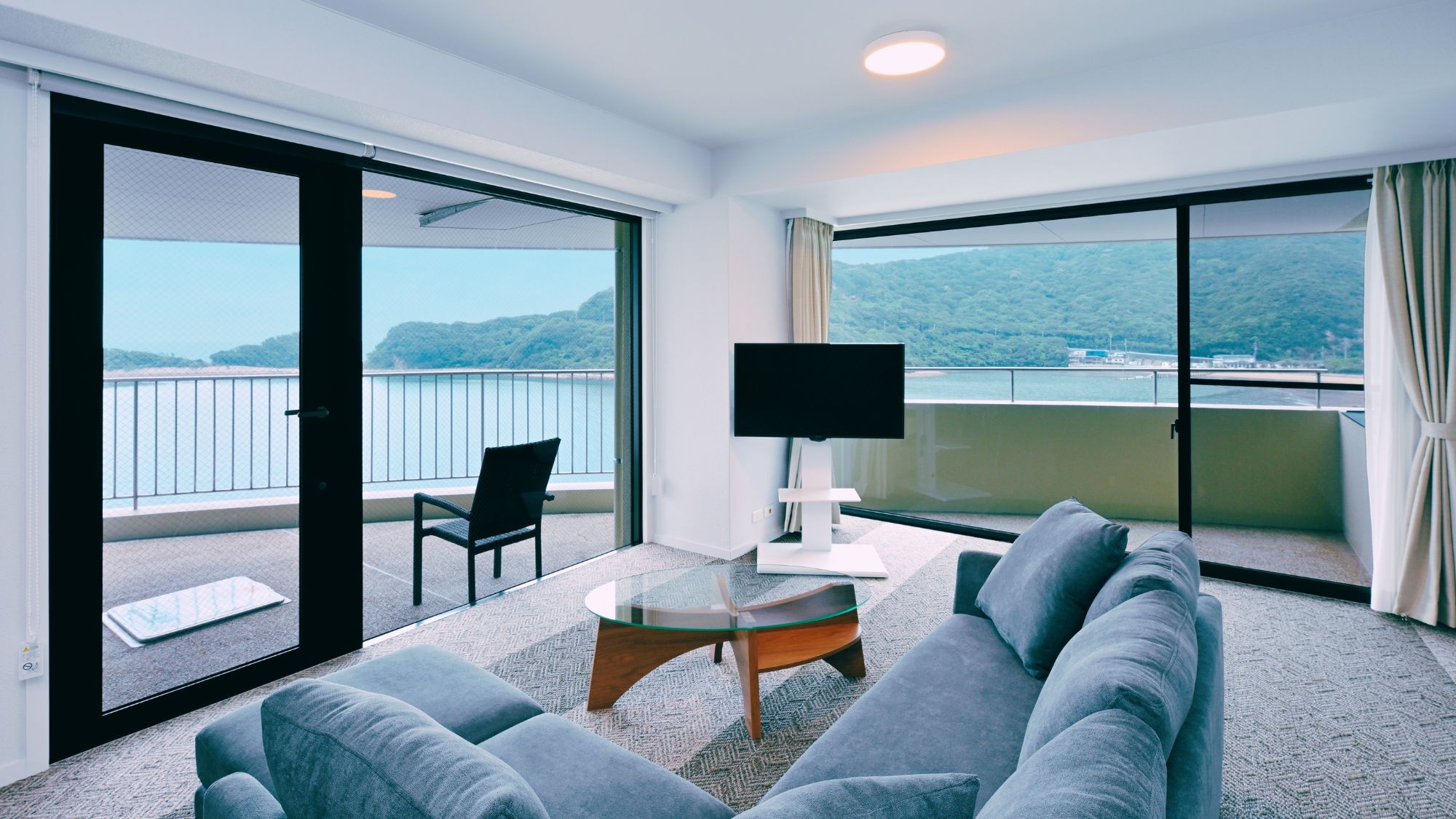 [Guest room example] Aqua Premium (802-302) Capacity: 4 people