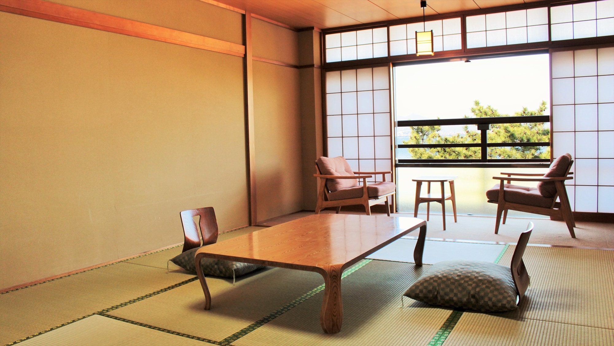 Ocean view Japanese-style room with a view of the night view of Hiroshima over the Seto Inland Sea [Non-smoking] 36 square meters is a Japanese-style room with 10 tatami mats + wide rim, bath and toilet