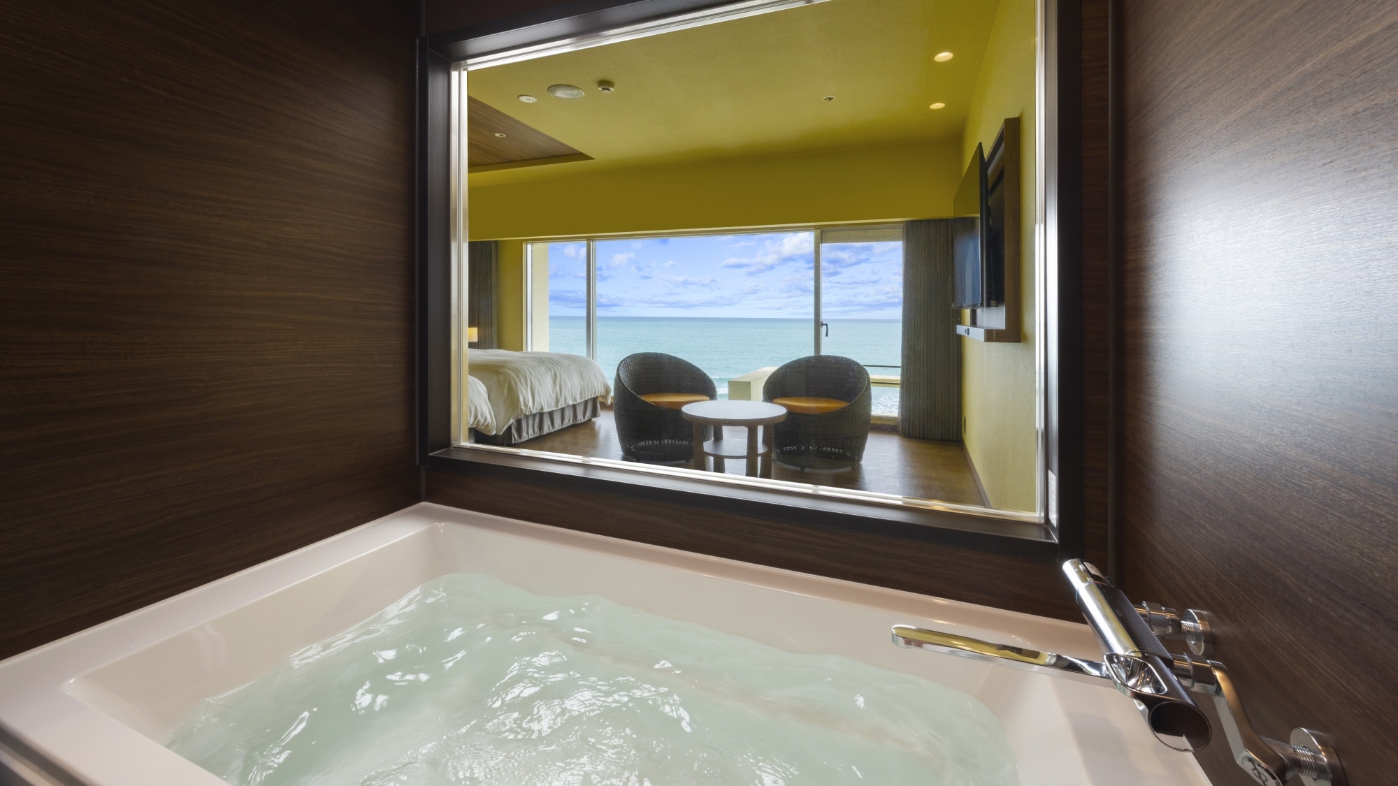 【프리미엄 플로어】5층 프리미엄 룸 뷰 욕조 욕실에서의 전망 예