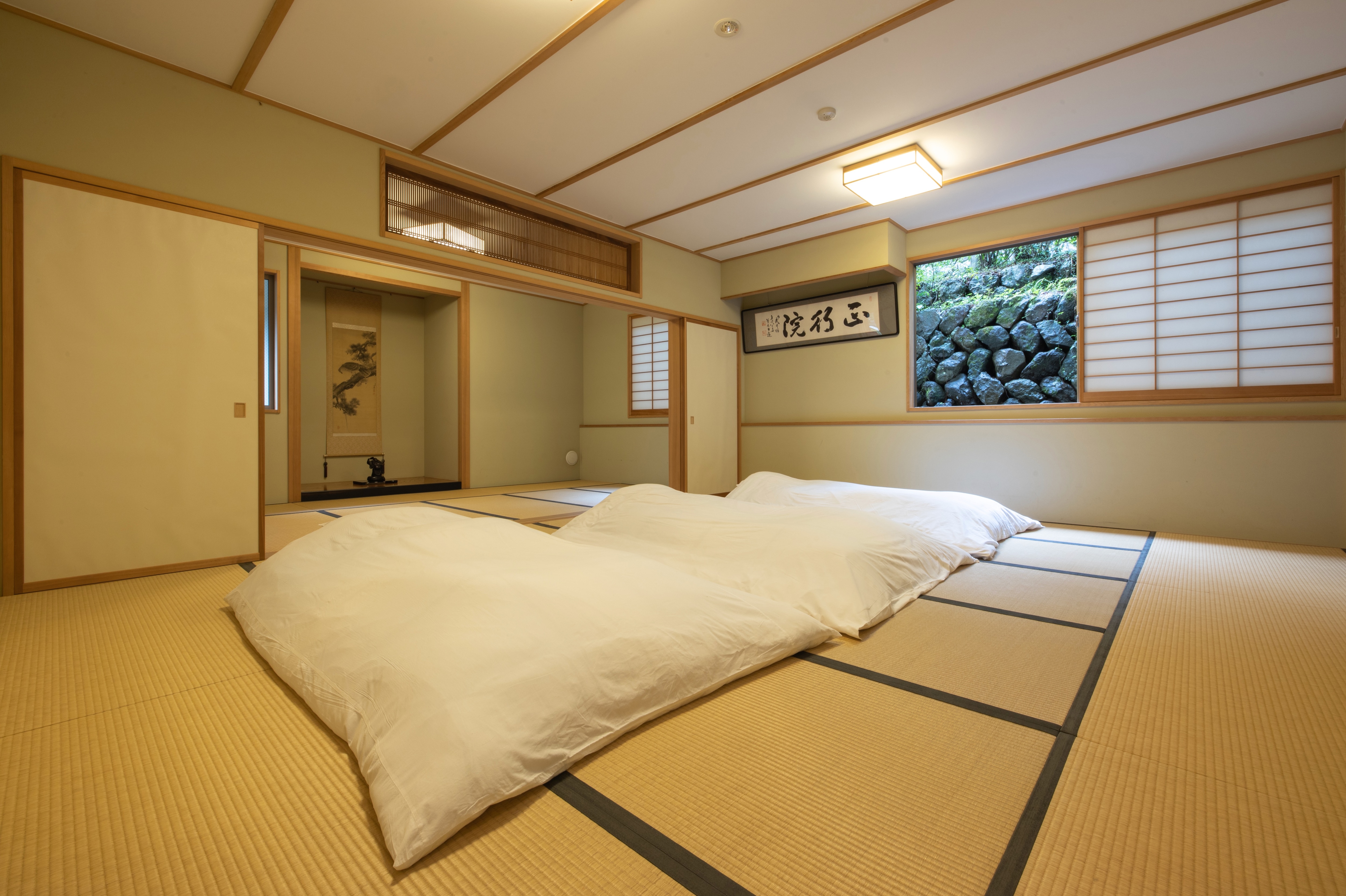 Guest Room Overview ①