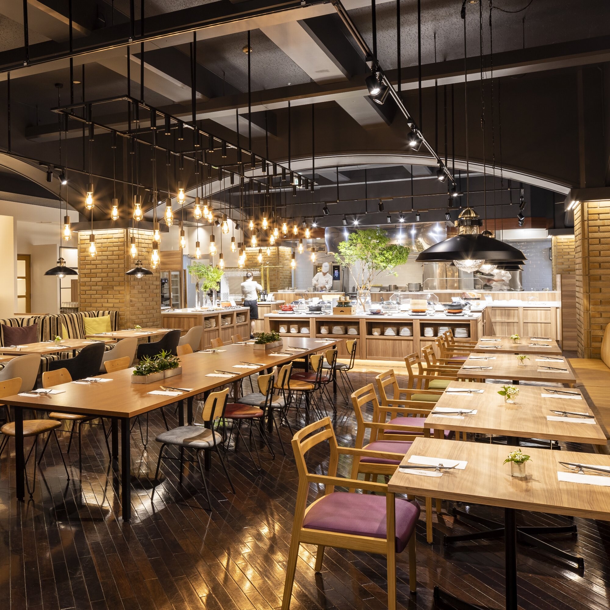 [NEW] 19.8.2 Breakfast venue renewal OPEN!