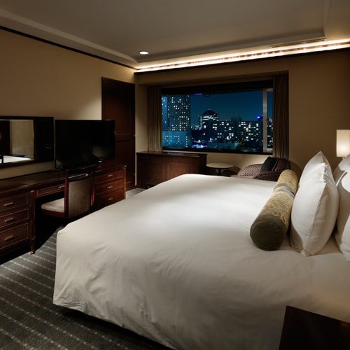 Club Suite (King)