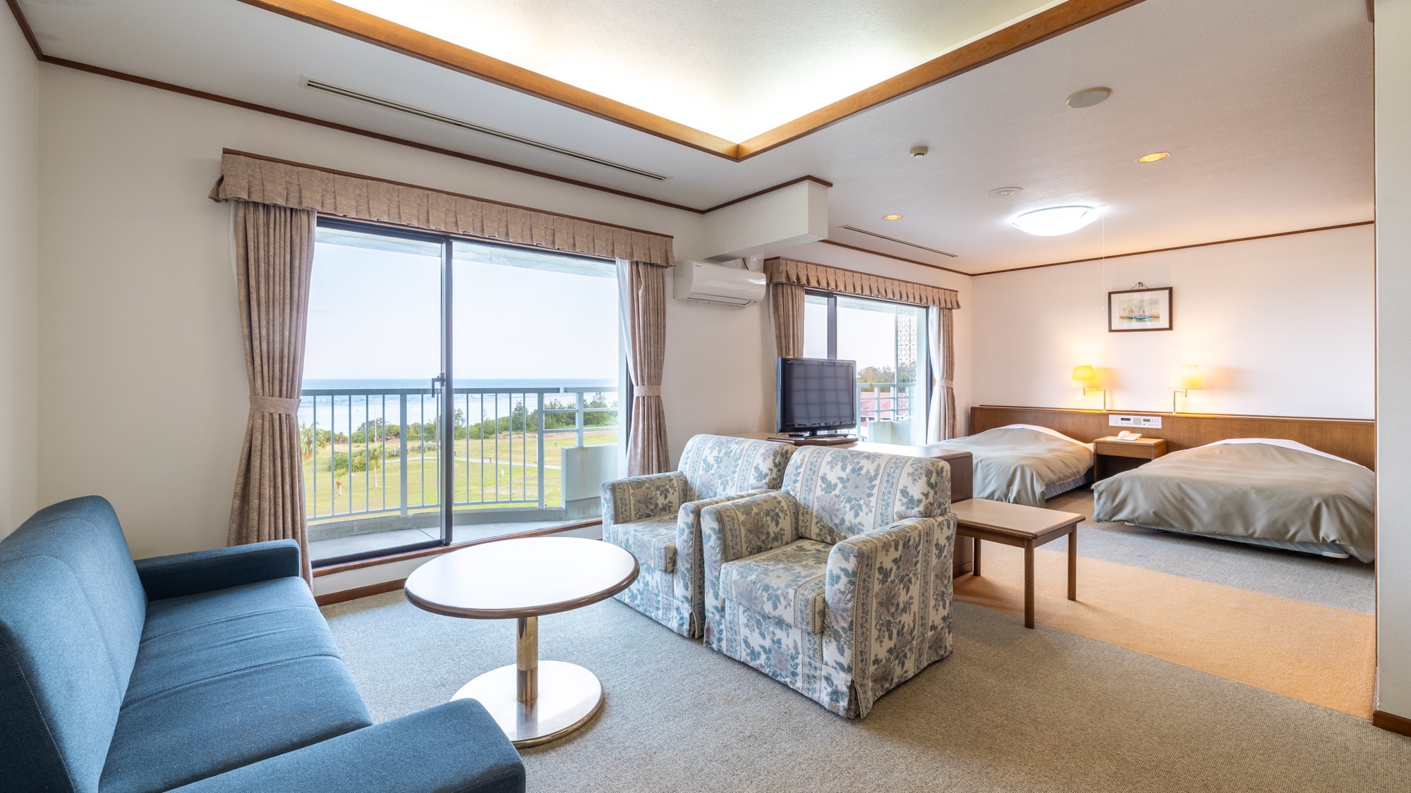 <Japanese-Western style room> 2 beds, room size is 80m²