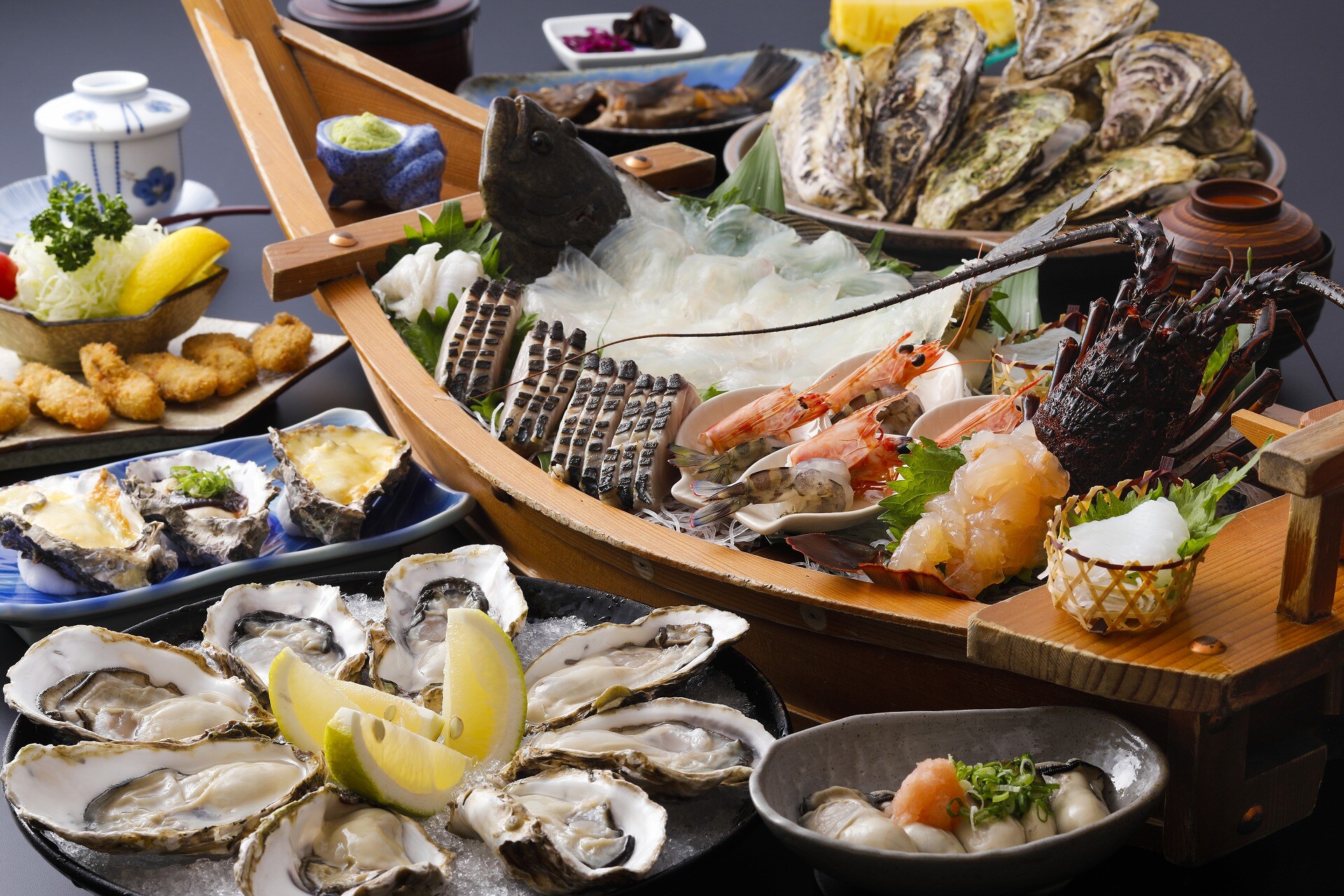 Fresh oyster dishes & luxurious boat-style platter course≫Special course of seasonal fresh boat-style platter + boiled fish + authentic oyster dishes