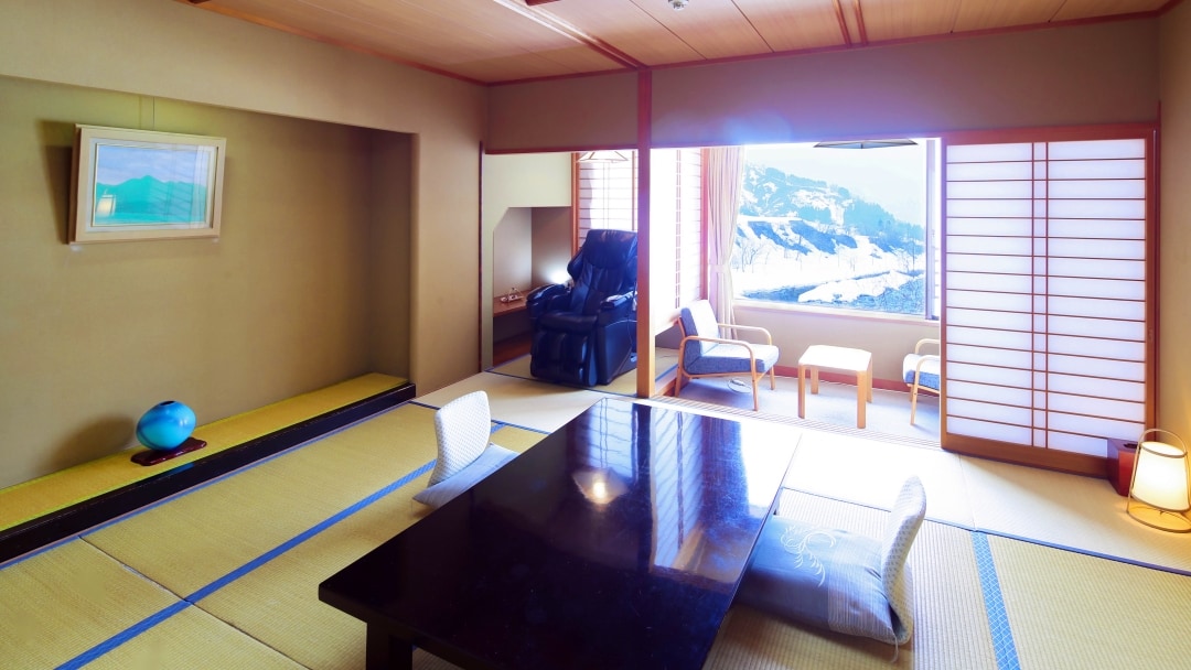 [Pemandangan Khusus] Kamar bergaya Jepang 10 tatami (dengan kursi pijat)