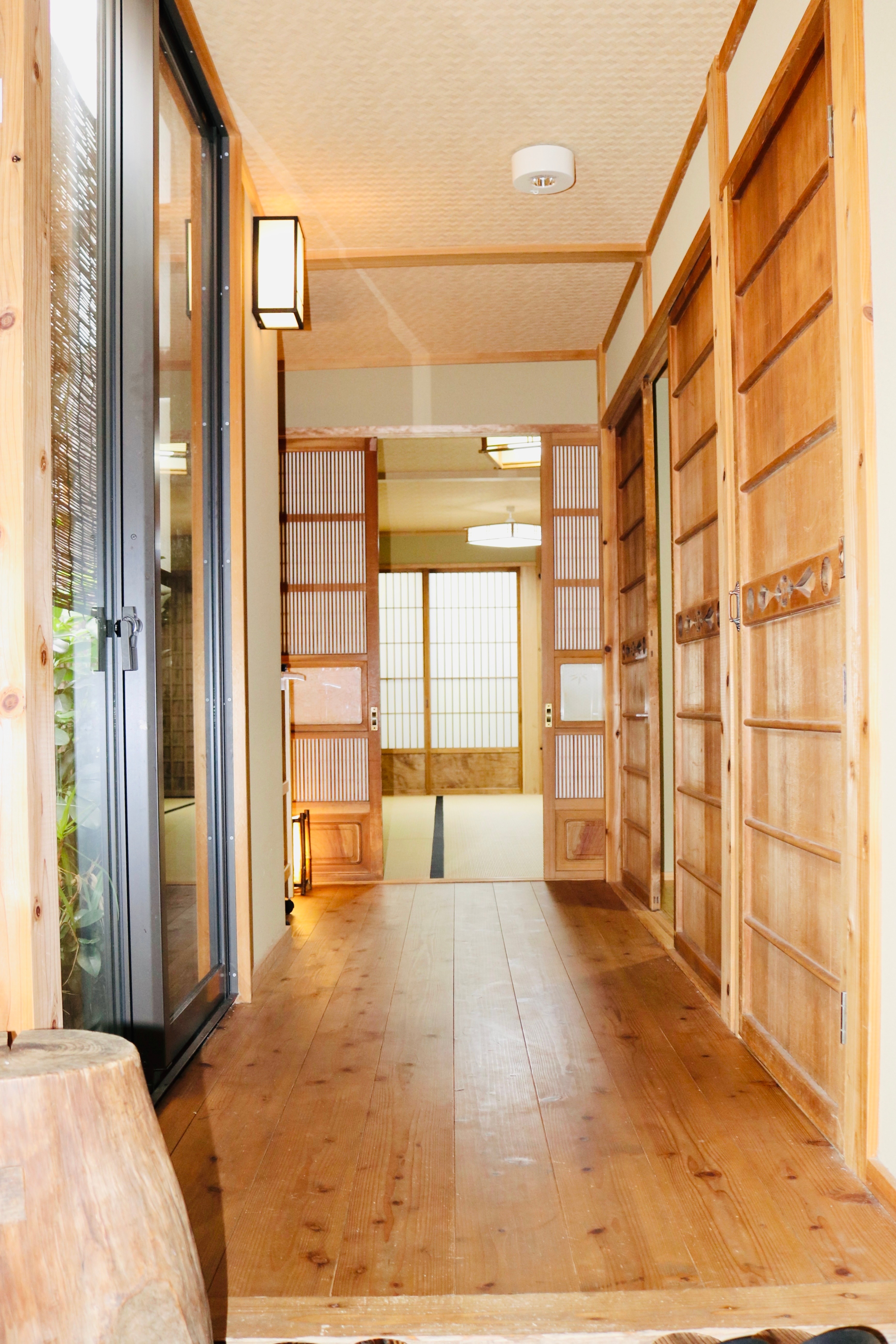 Rooms with bath for 2, 3, or 4 people (separate)