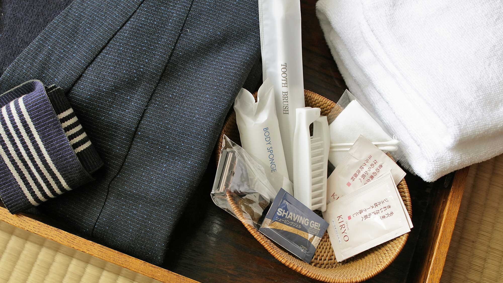 [Guest room amenities] Towels, toothbrush, razor, hand soap, face wash, makeup remover, lotion, milky lotion, etc.