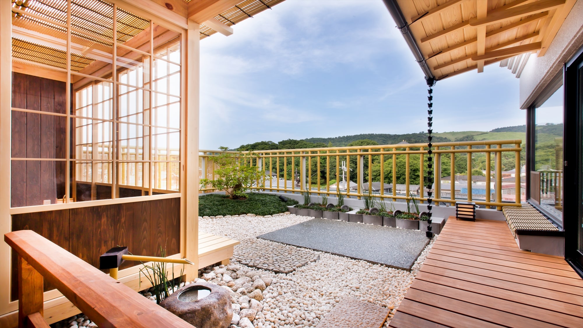 "Room 401" special guest room garden