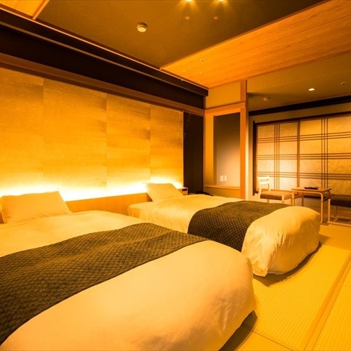 Japanese modern floor "smart" twin guest rooms for bed lovers