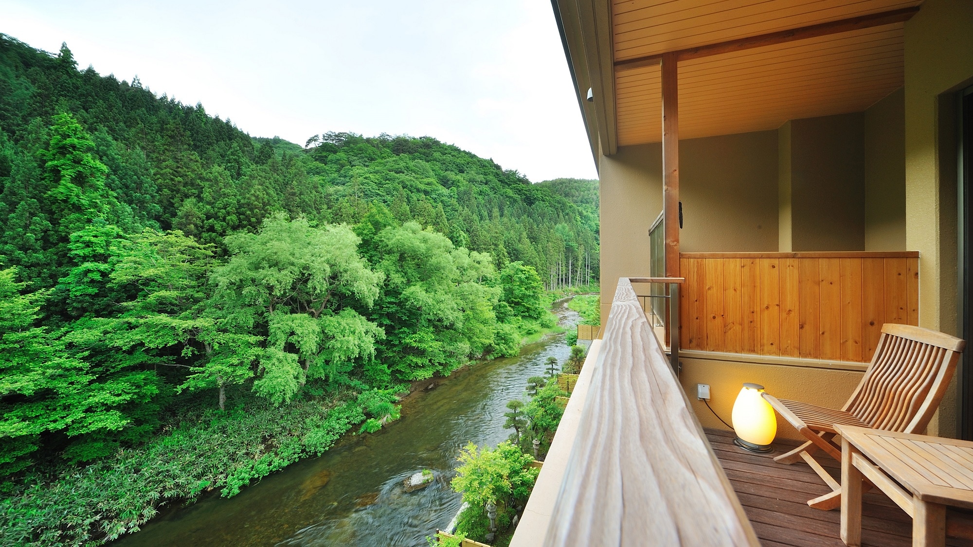 4th floor maisonette Japanese modern style with a view of the Toyosawa River below from the balcony.