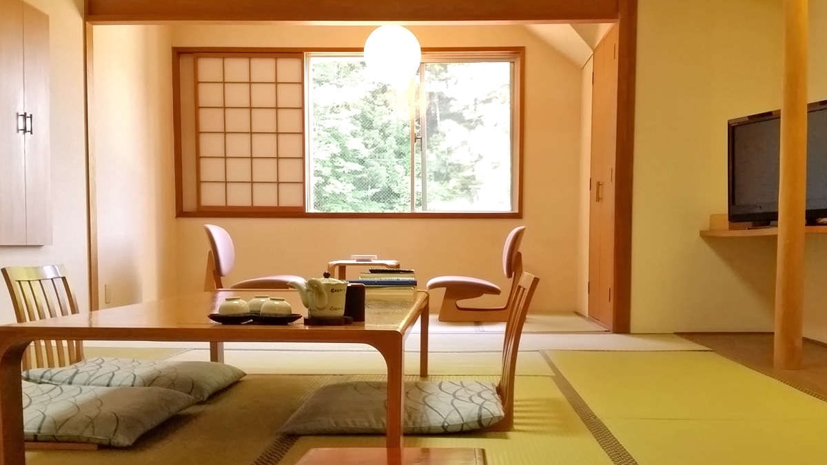 [Annex / Witch Hazel Room (12 tatami mats)] A comfortable room equipped with a washroom as well as a bath.