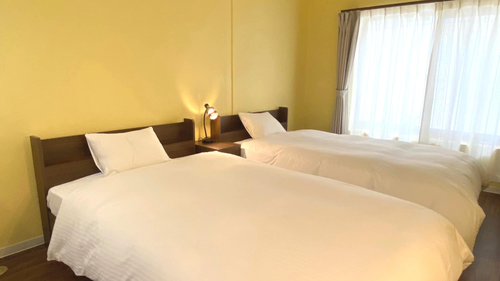 Semi-double bed 120 cm wide 2 units ◎ You can relax comfortably ♪