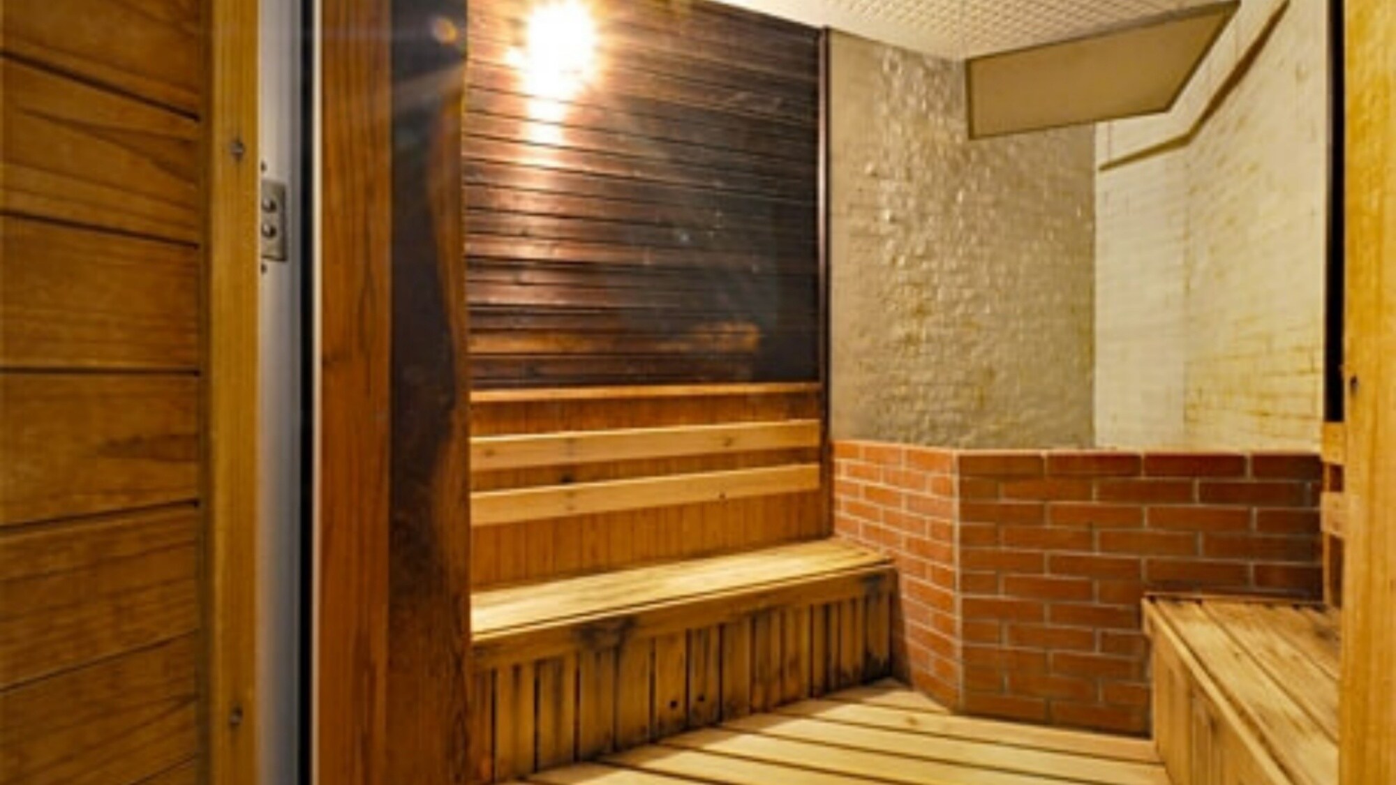 【大浴場/三溫暖】在寬敞的空間享受奢華的放鬆時光