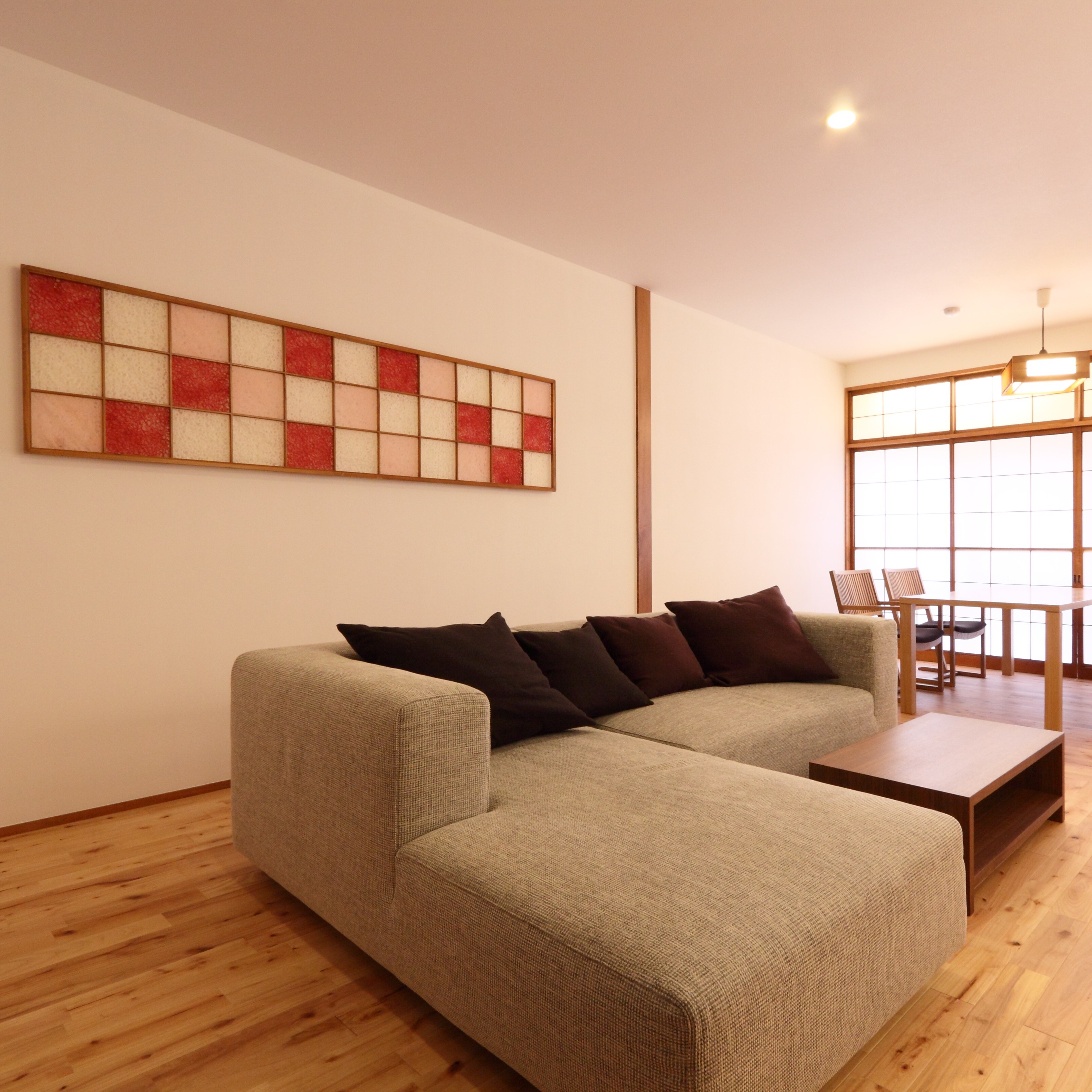 Main Building East Wing "Hibiscus and Nadeshiko"