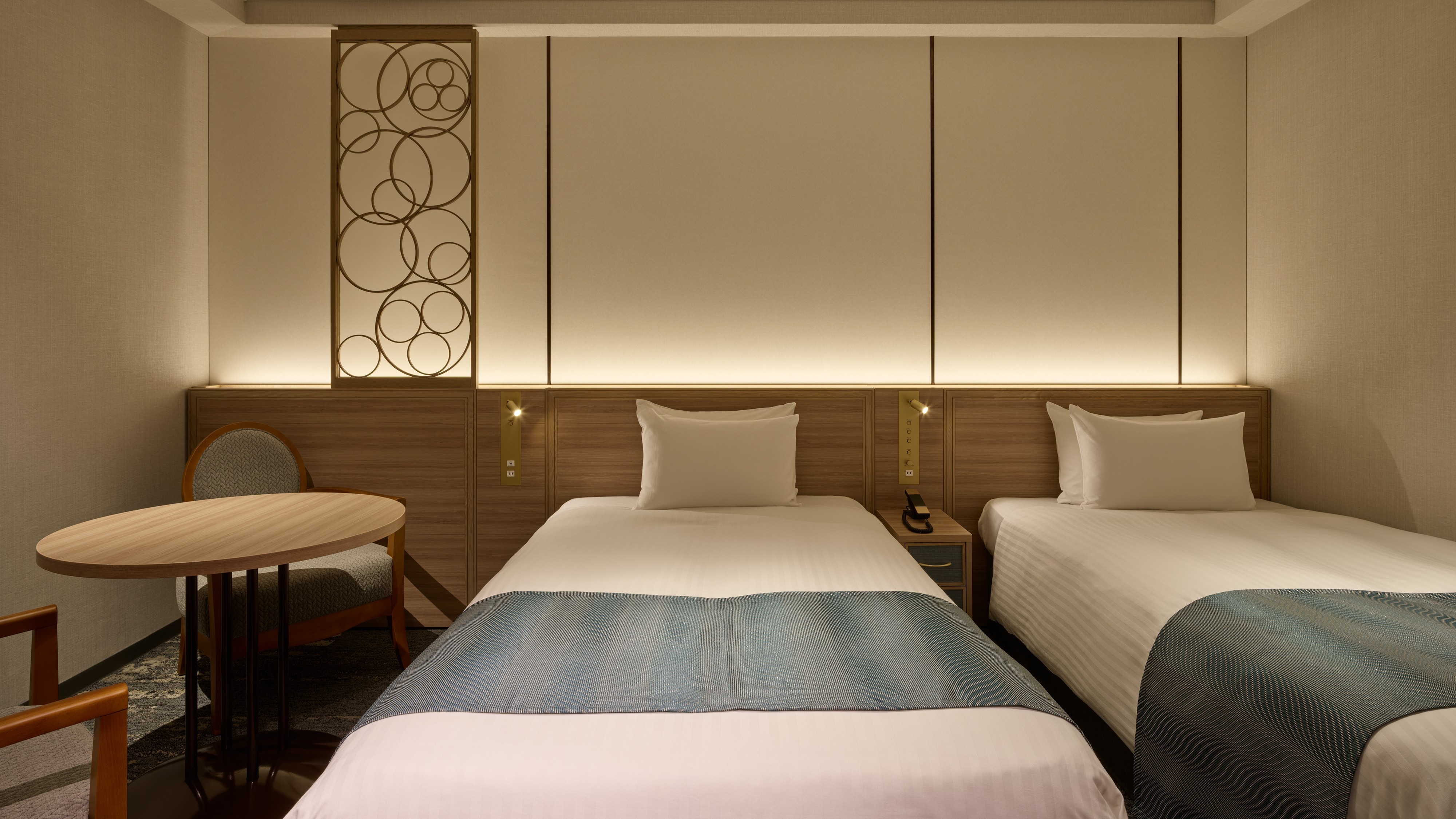 禁烟高级双床房 2025 年 3 月开业！席梦思床宽110cm