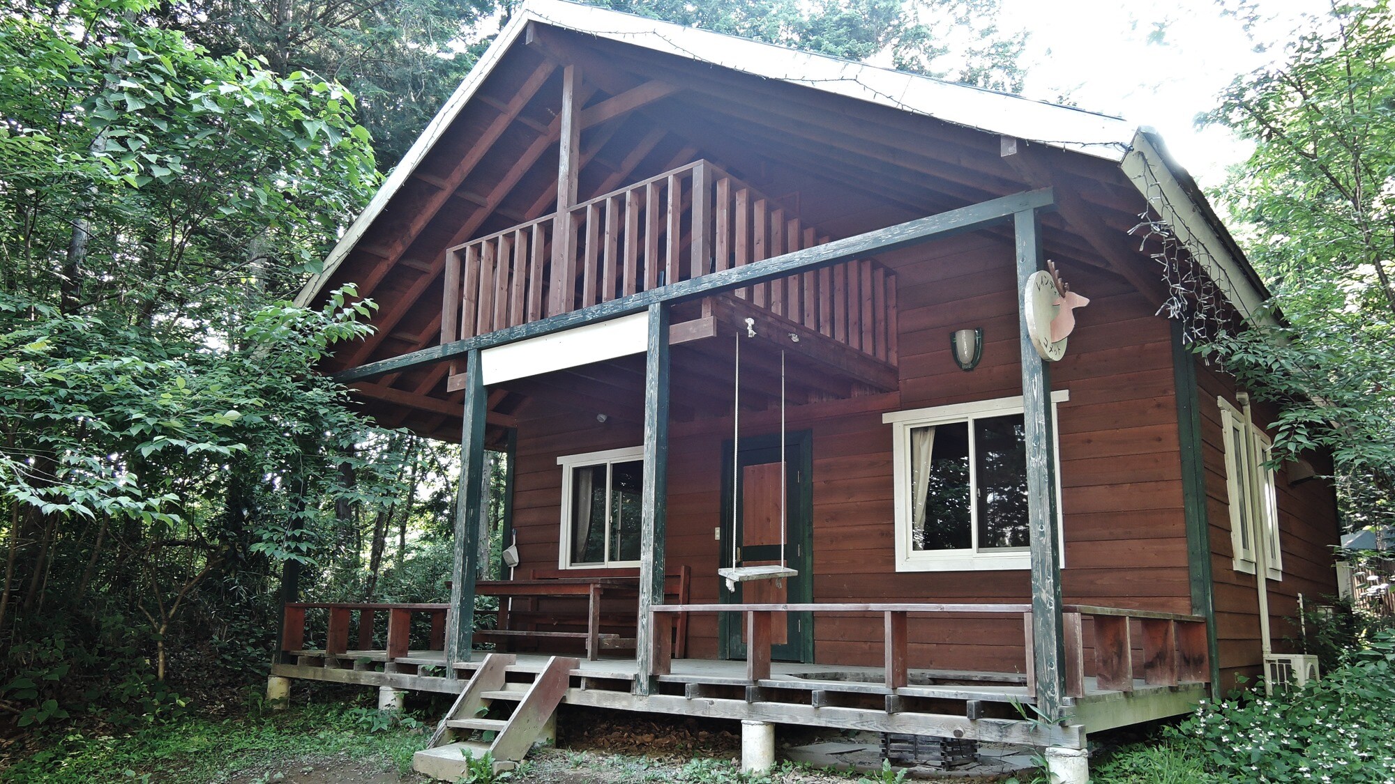 *[Cottage/Reindeer] A large cottage that is very popular among the group.