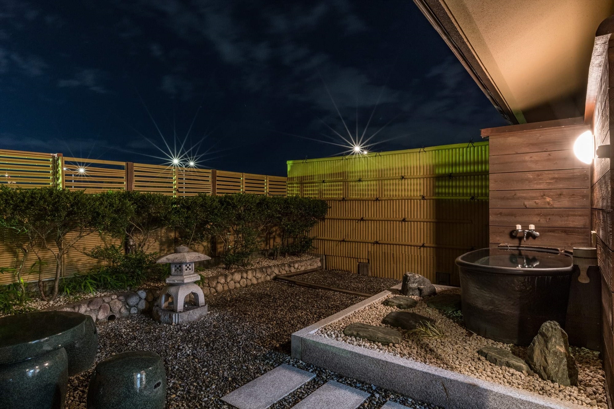 Room with open-air bath Mineyama