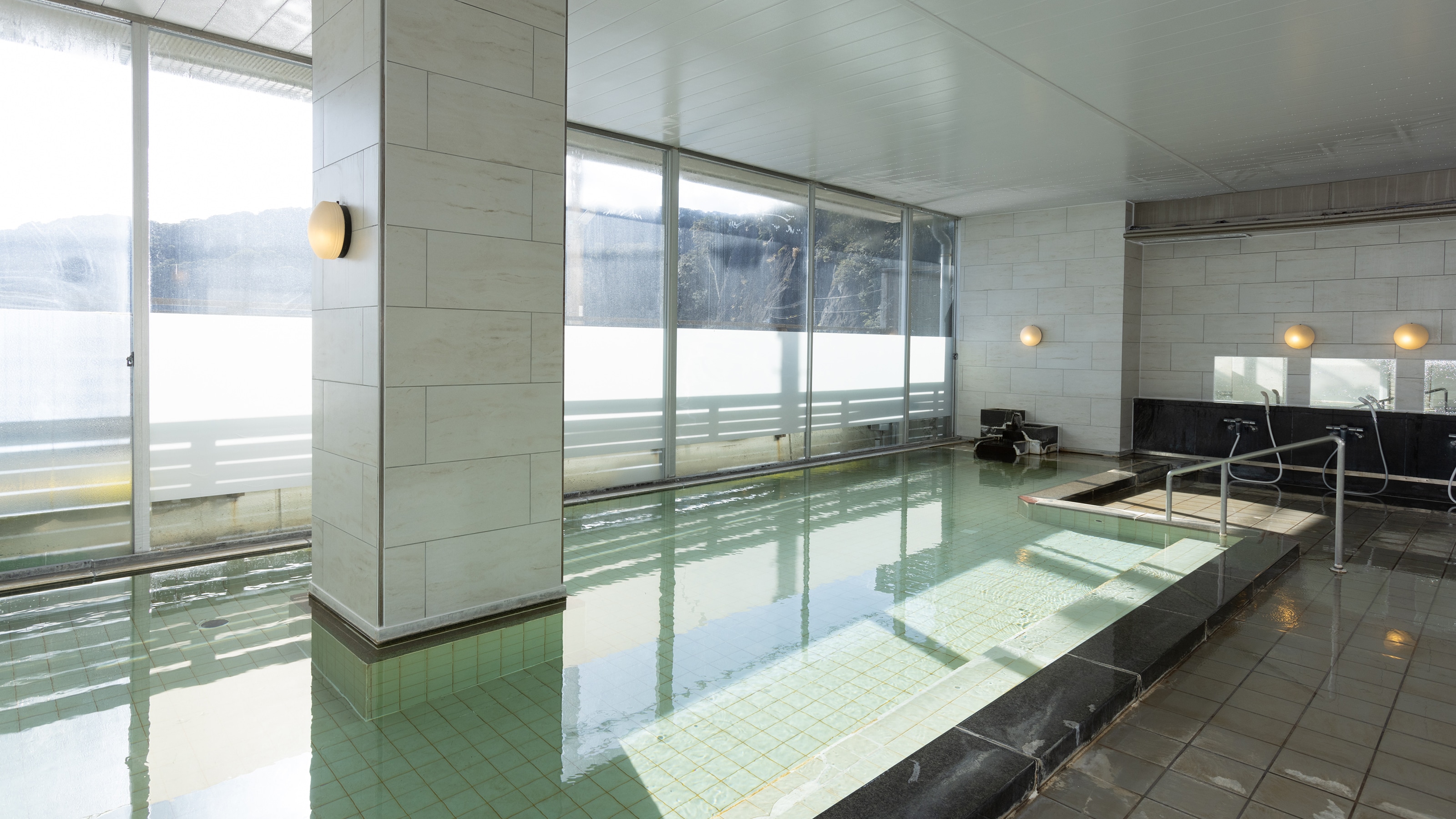 Large public bath on the first floor