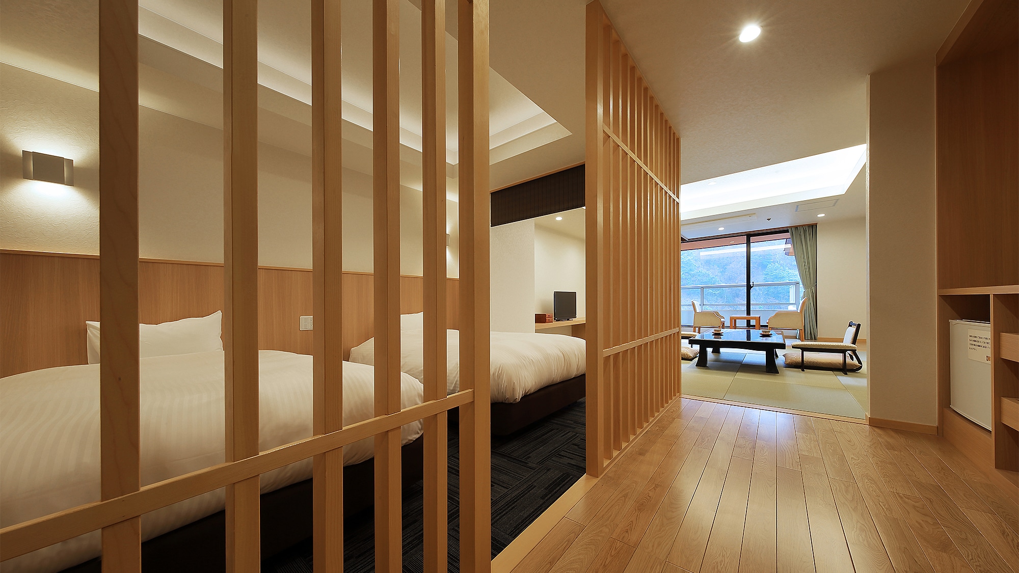 [Japanese-Western style room] Top floor, Renewal twin [Non-smoking]