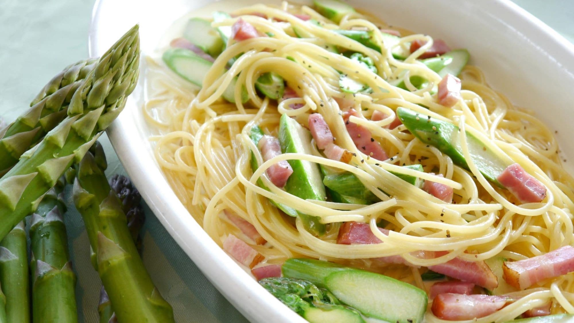 [Spring dinner buffet image] Asparagus carbonara