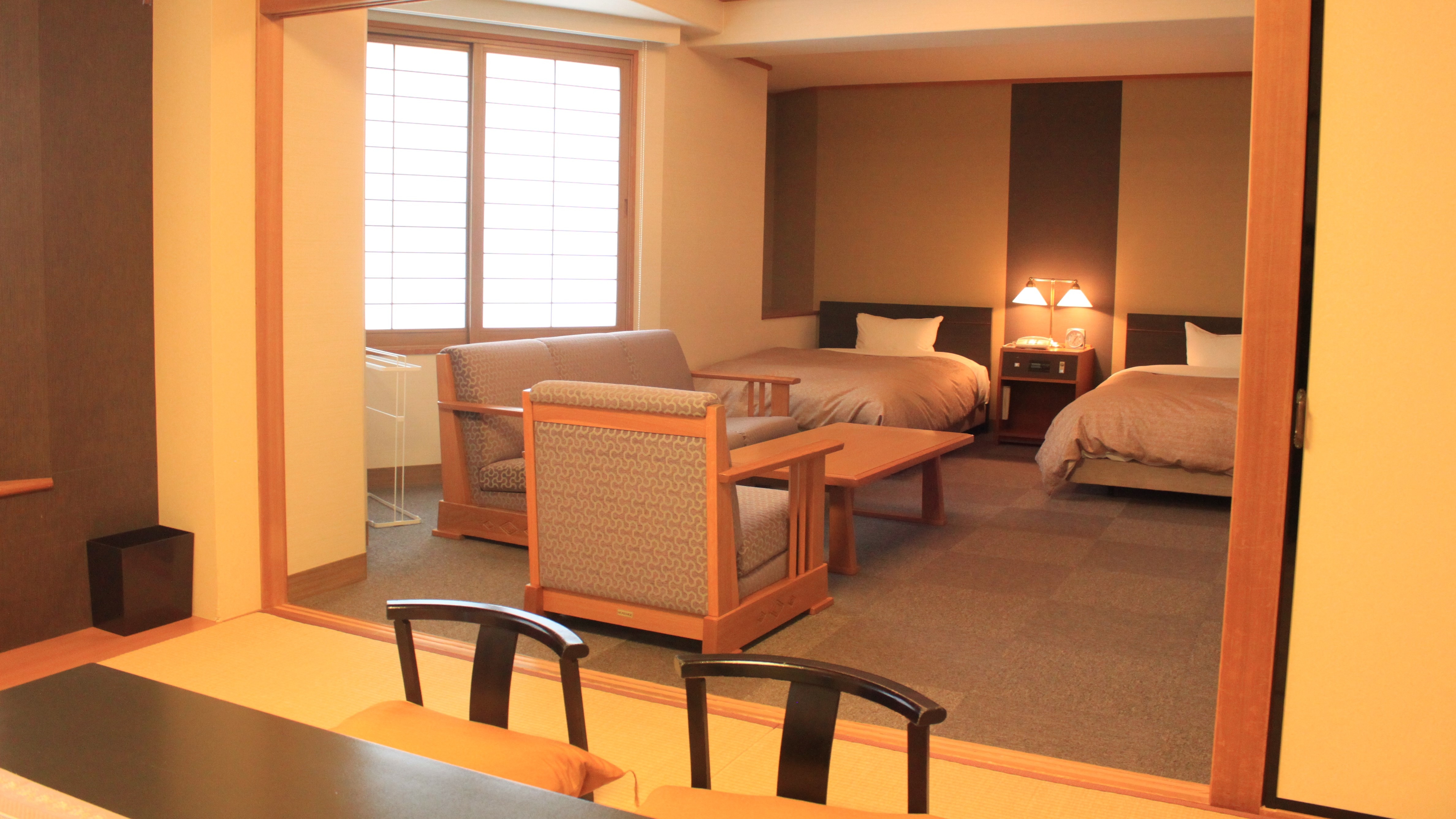 [Main building/non-smoking] Japanese-Western style room/8 tatami mats + twin bed