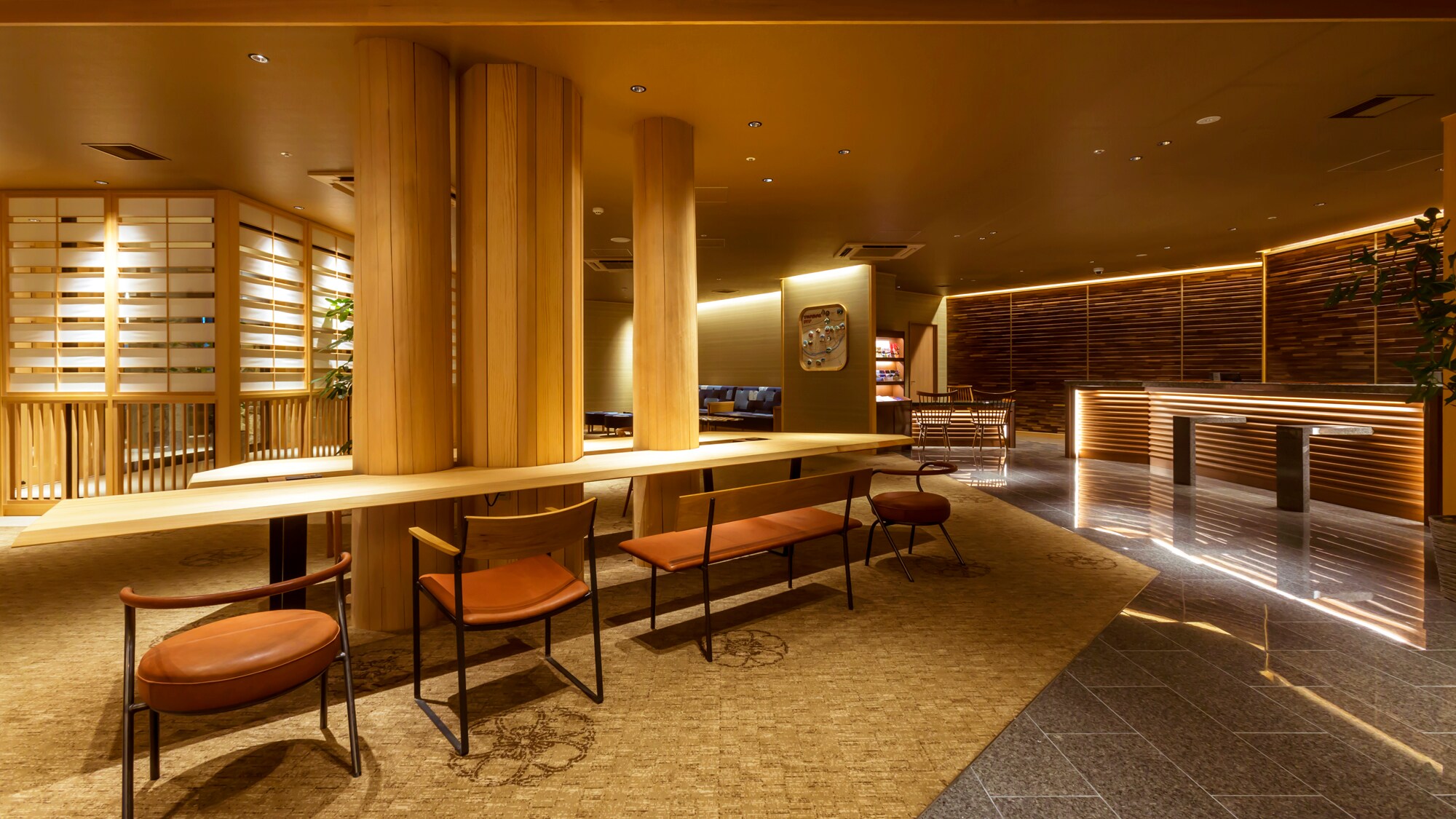 [Front/Lobby]