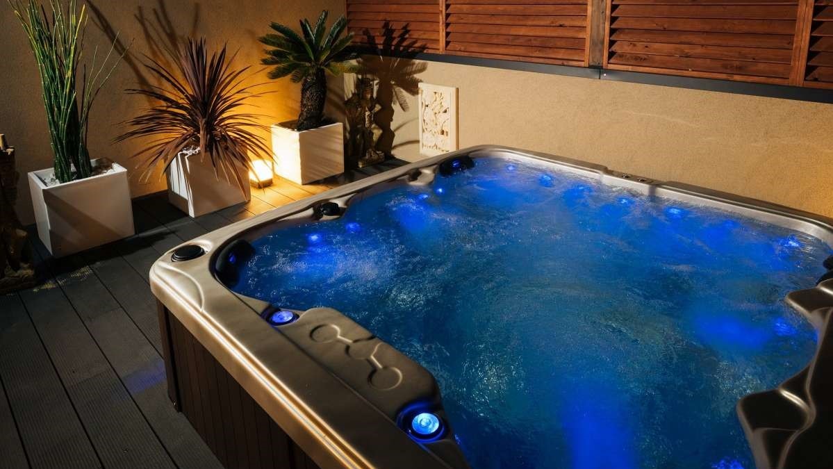 Jacuzzi open-air bath