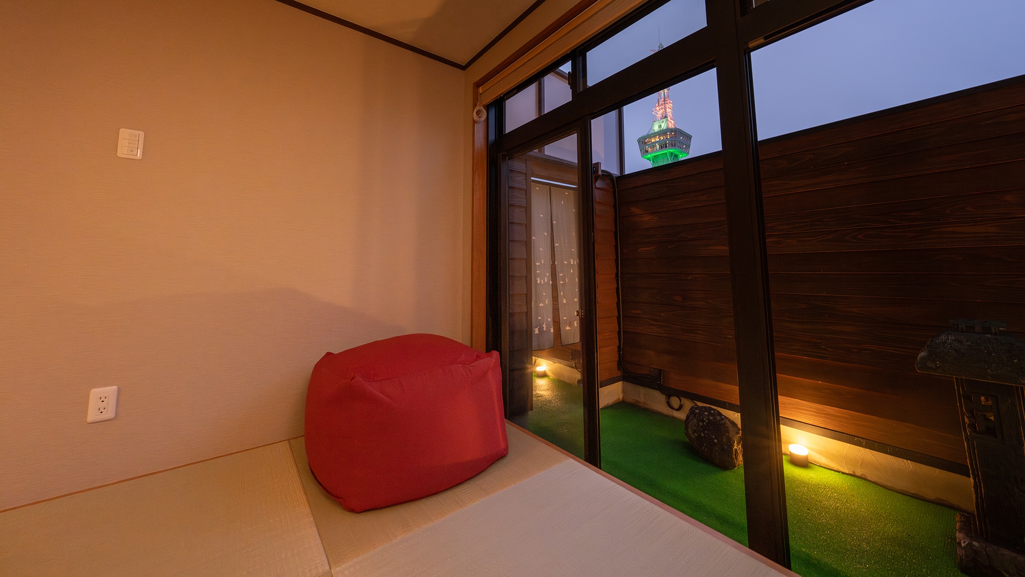 ■Kamar bergaya Jepang-Barat dengan sumber air panas■