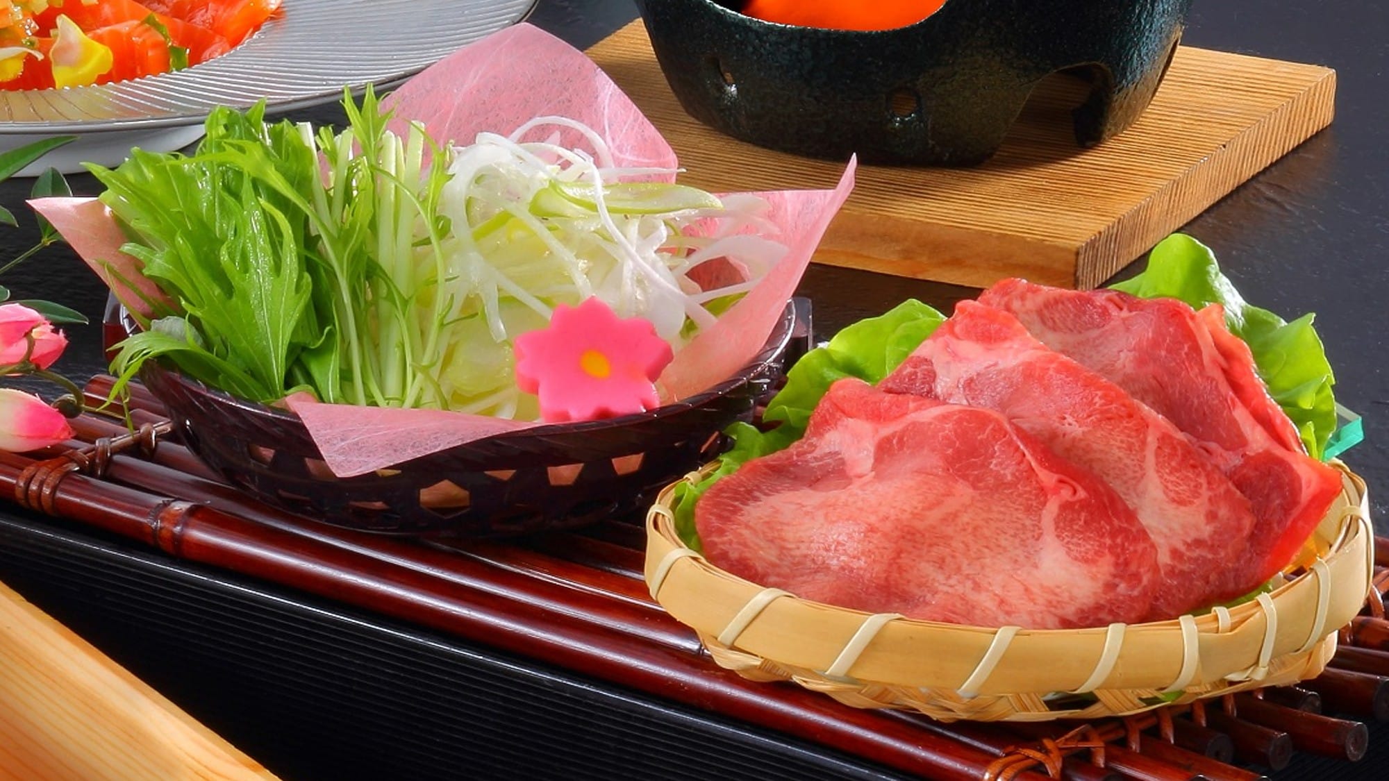 Enjoy Miyagi and Sendai's specialty "beef tongue" in shabu-shabu (image)