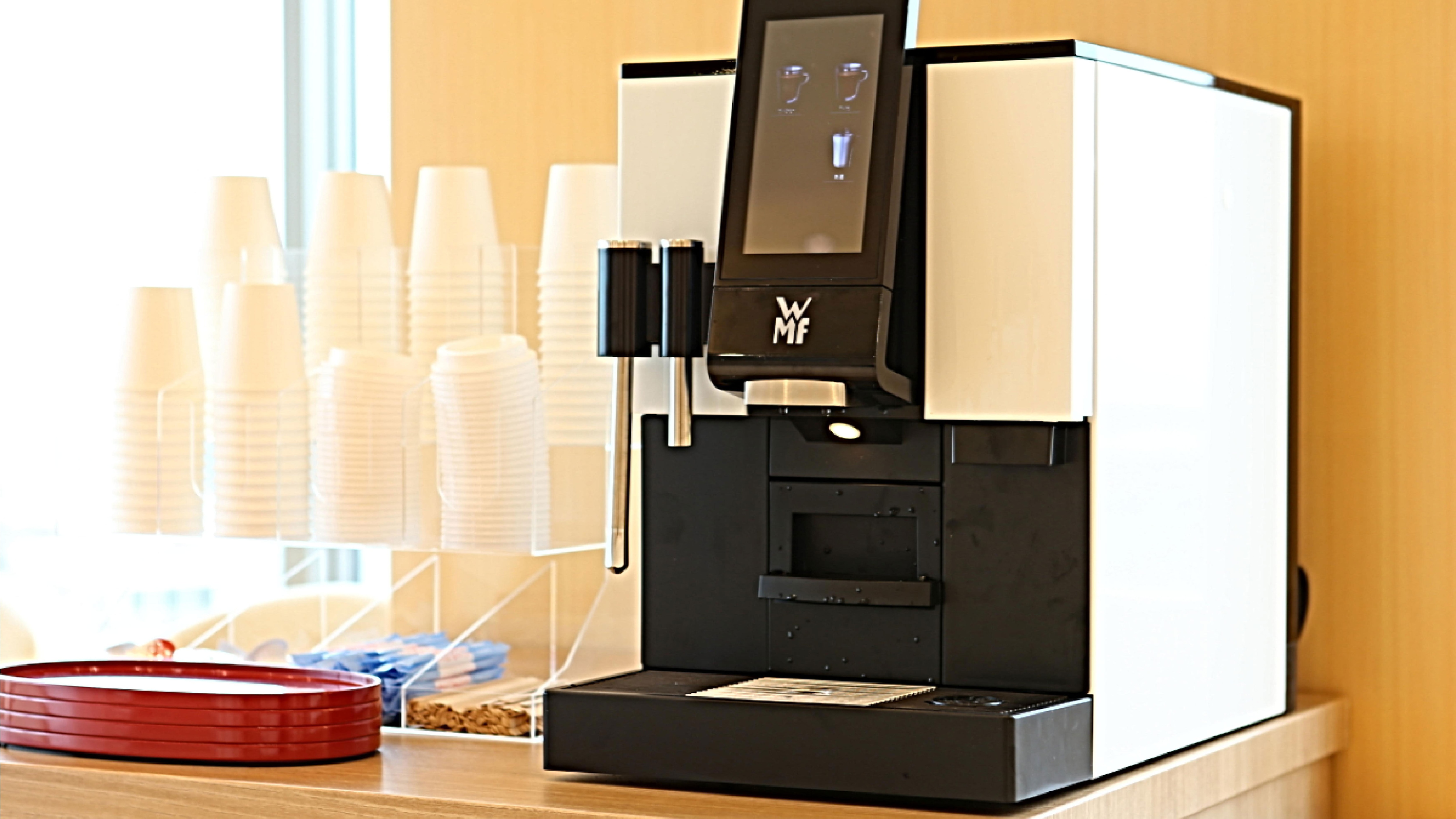 Installed on the 13th floor ・ Authentic coffee machine ground from beans All-you-can-drink (limited time)