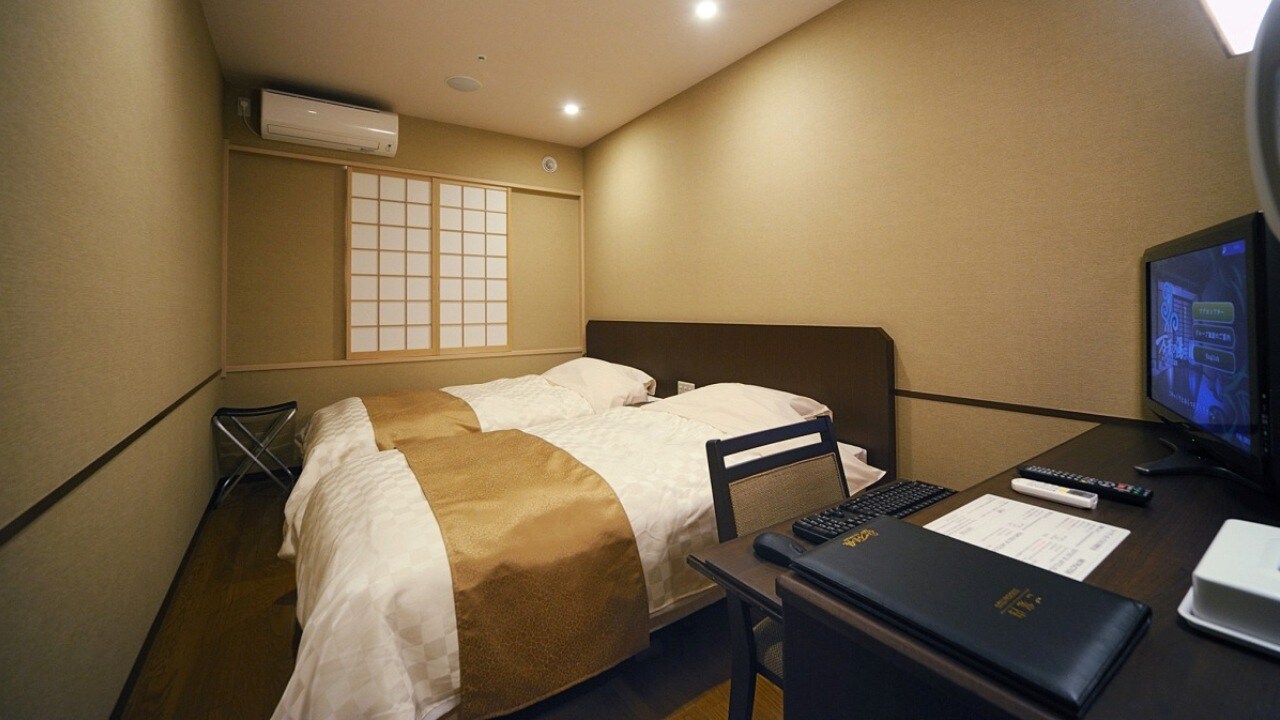 Western-style twin room (capacity for 2 people)