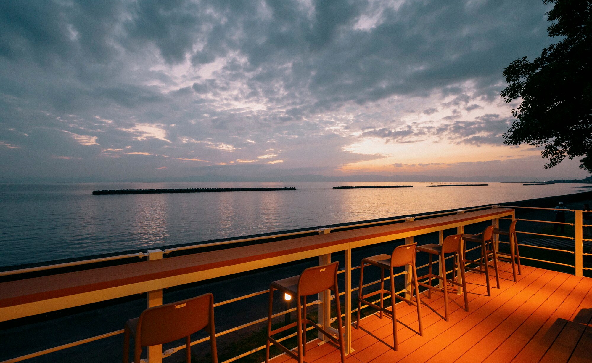 Facilities/Café & Administration Building