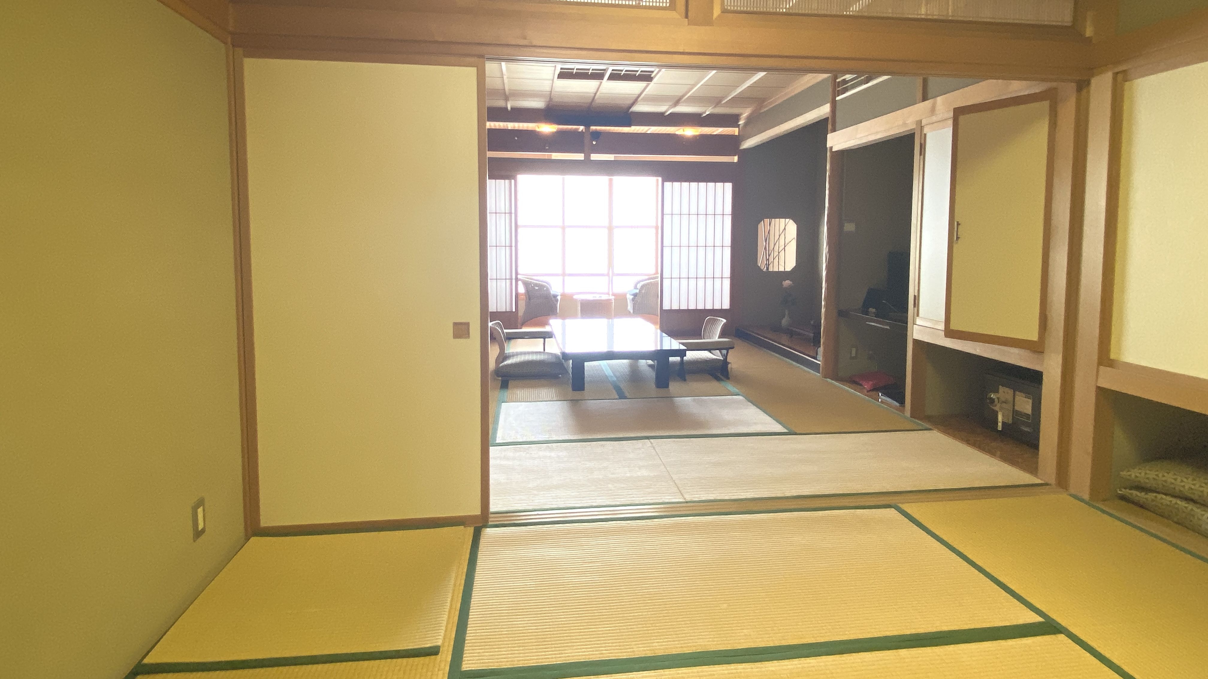 [Main building] Two Japanese-style rooms