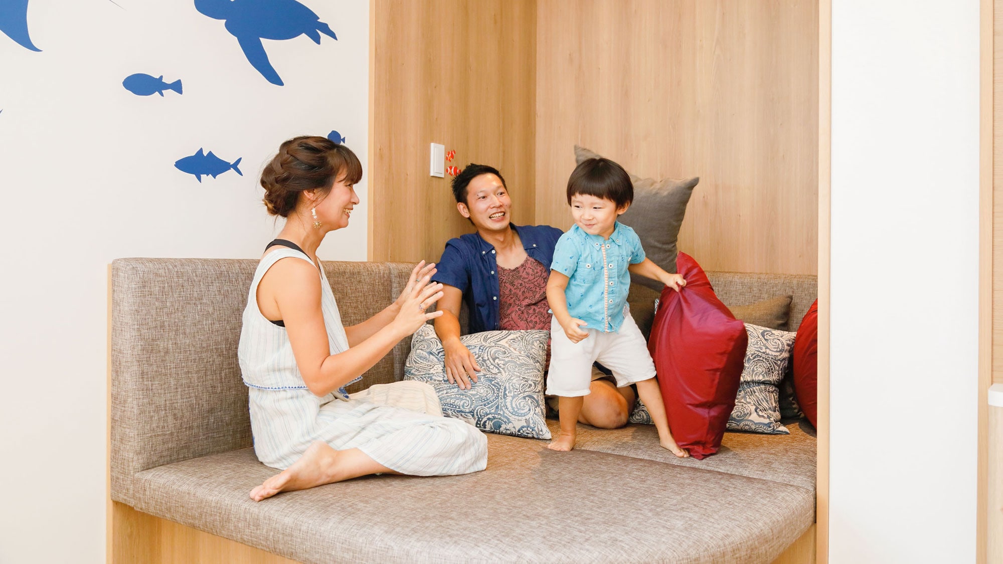 【Main Building/Family Room B type】Comfortable large sofa