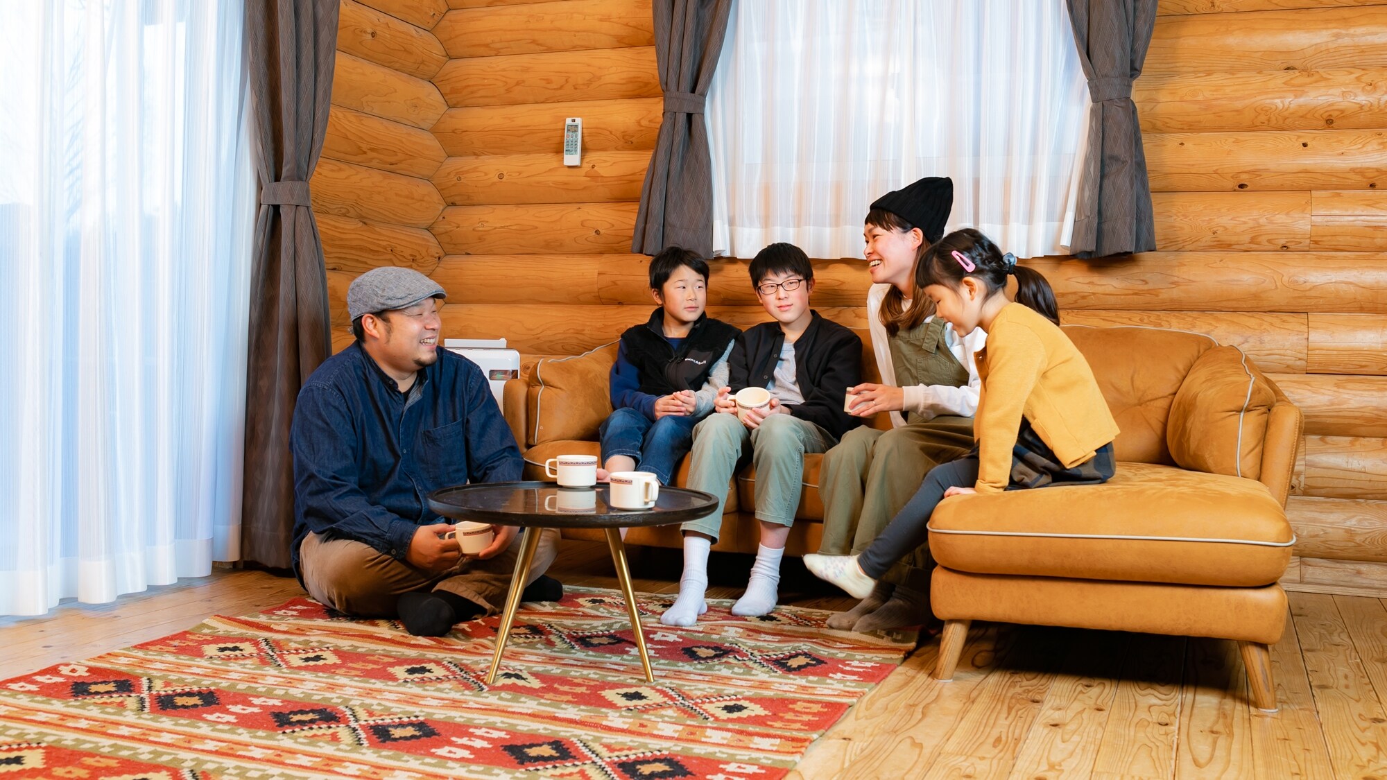 *[Log house] Enjoy a relaxing time with your family. Let's talk a lot about what was fun and happy today♪
